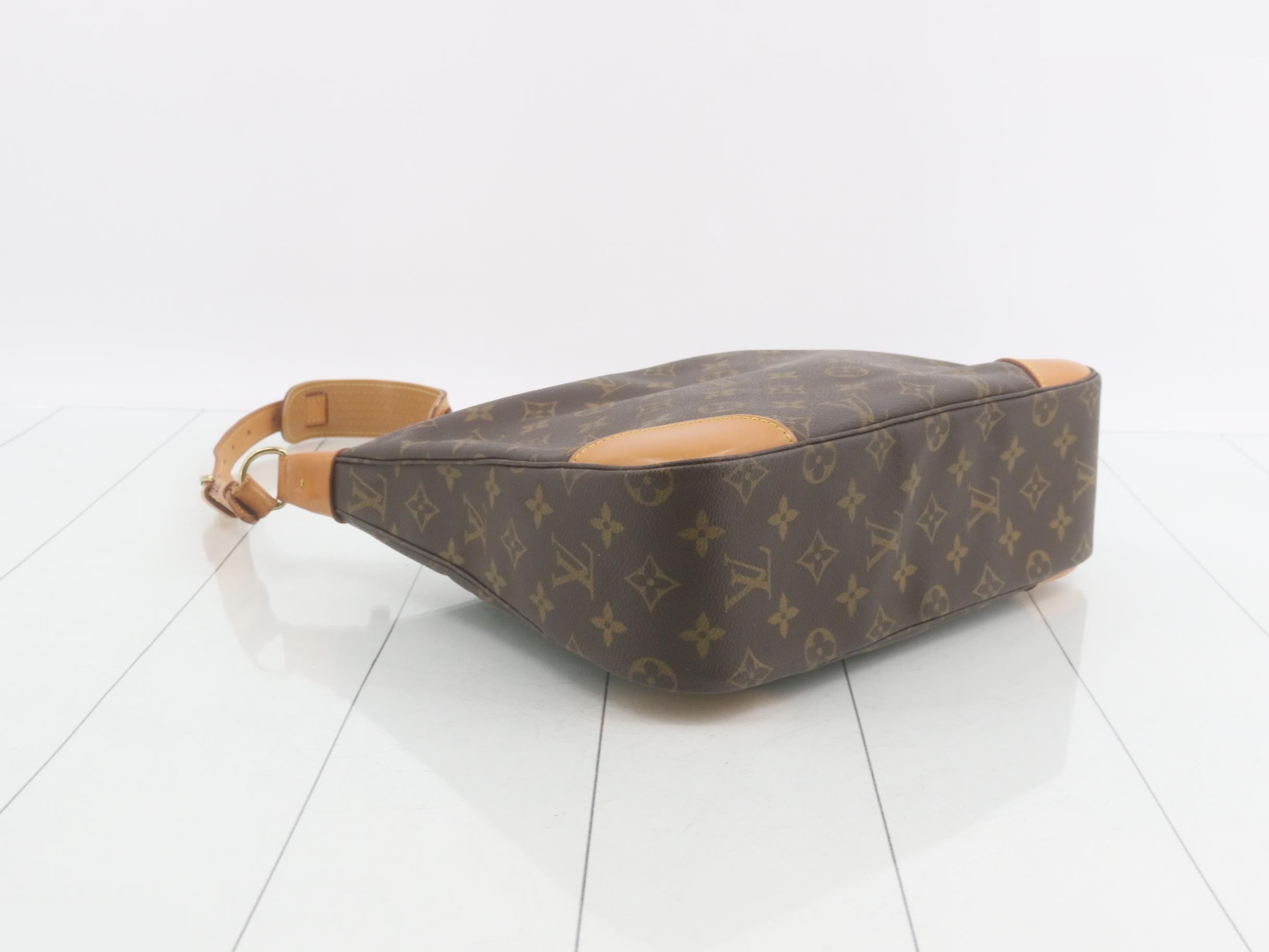 Monogram Shoulder Bag Boulogne 30 — view 5