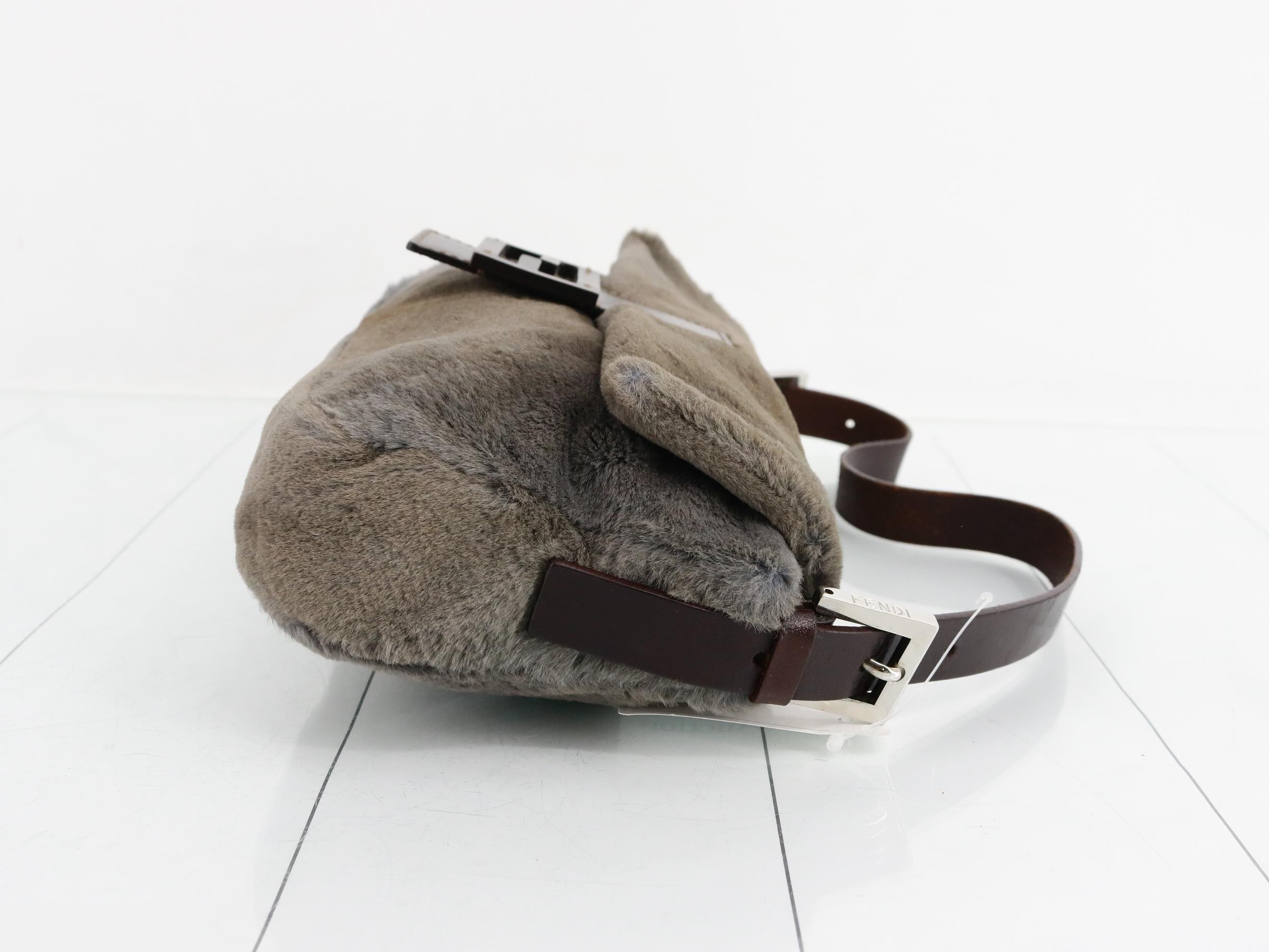 Other lines: Bags & Shoulder Bags - Mamma Bucket Fur - Grey — view 3