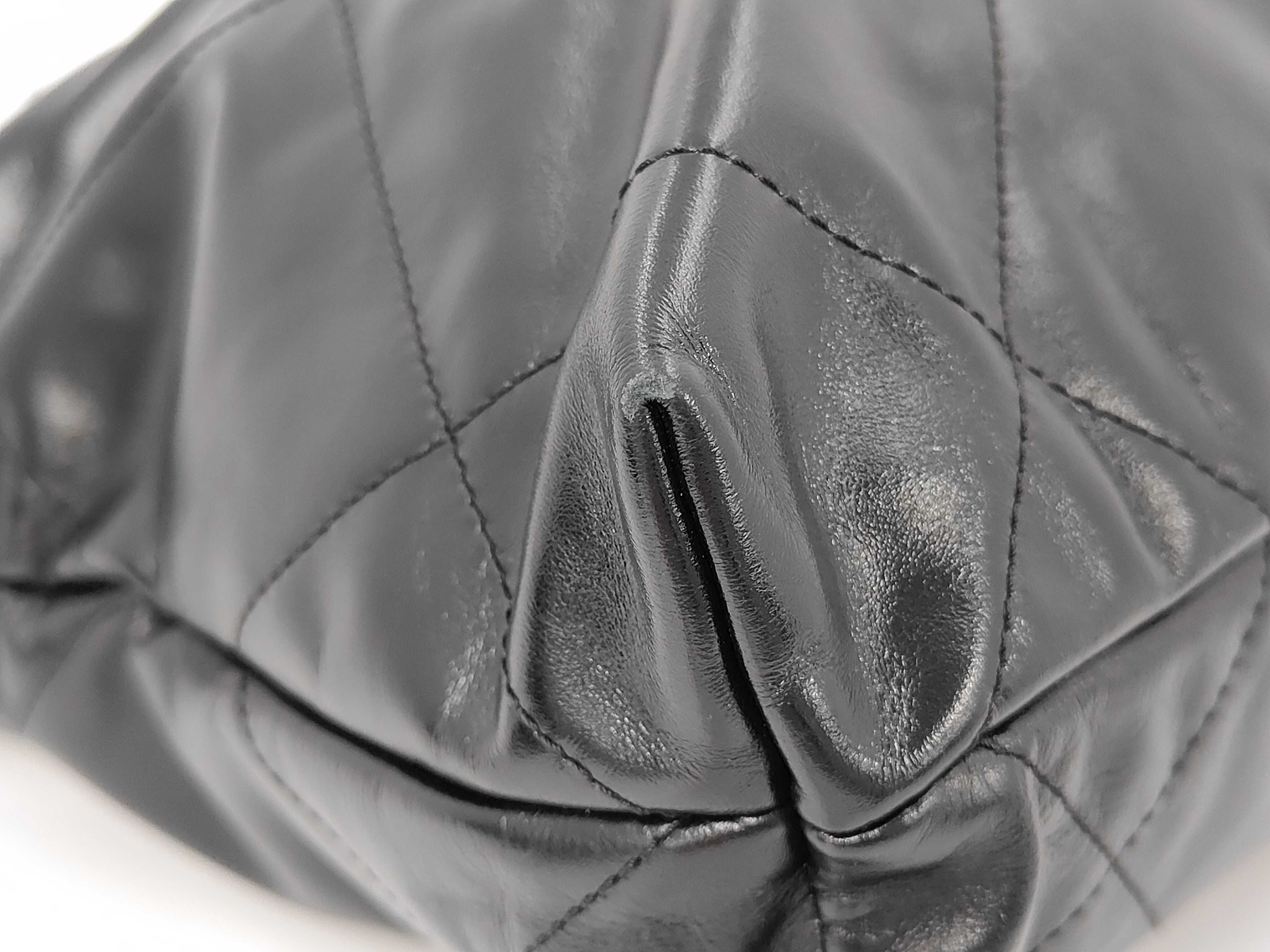 22 black shoulder bag — view 4