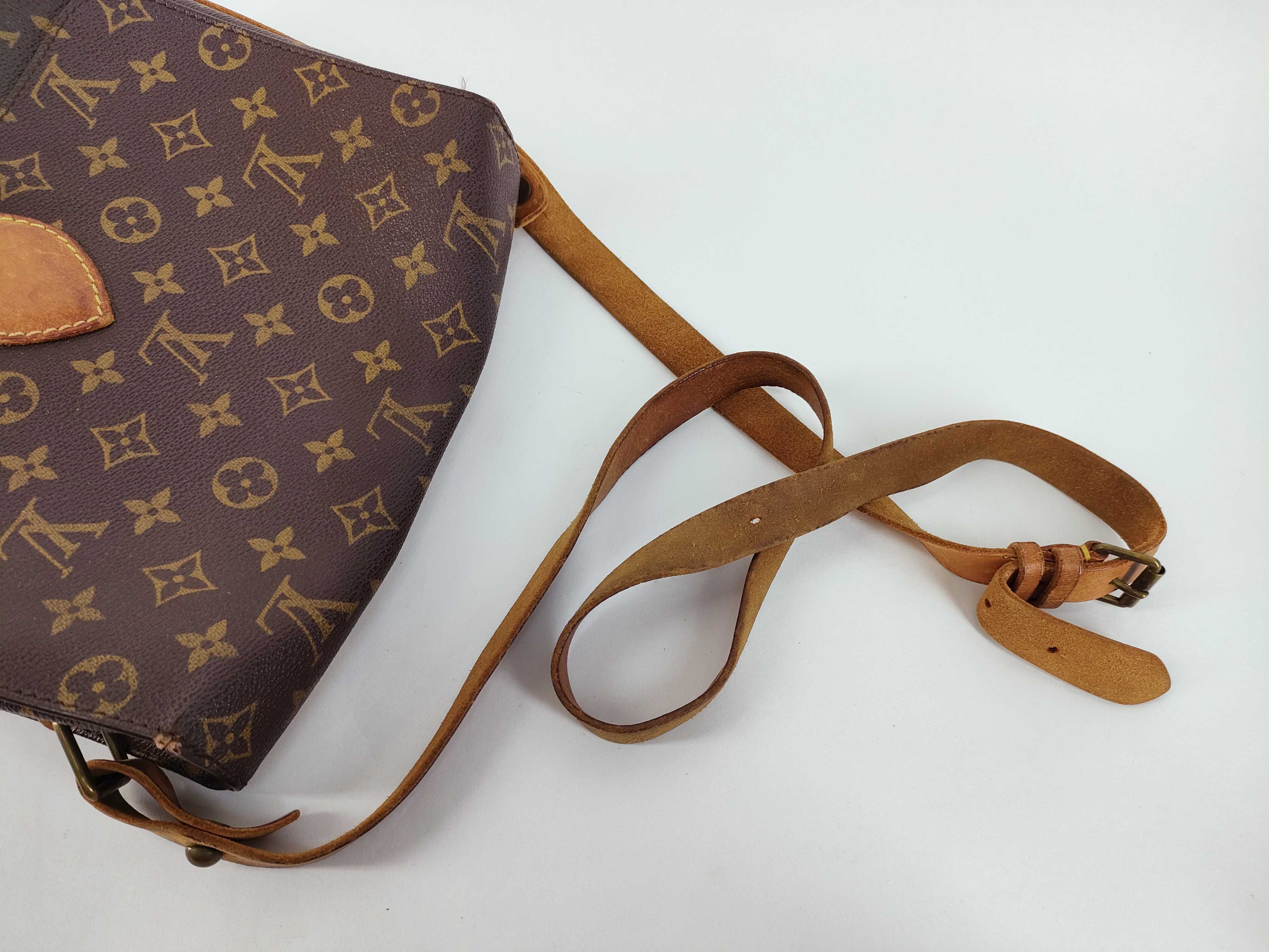 Monogram Cartouchiere GM Monogram Louis Vuitton Shoulder Bag — view 3