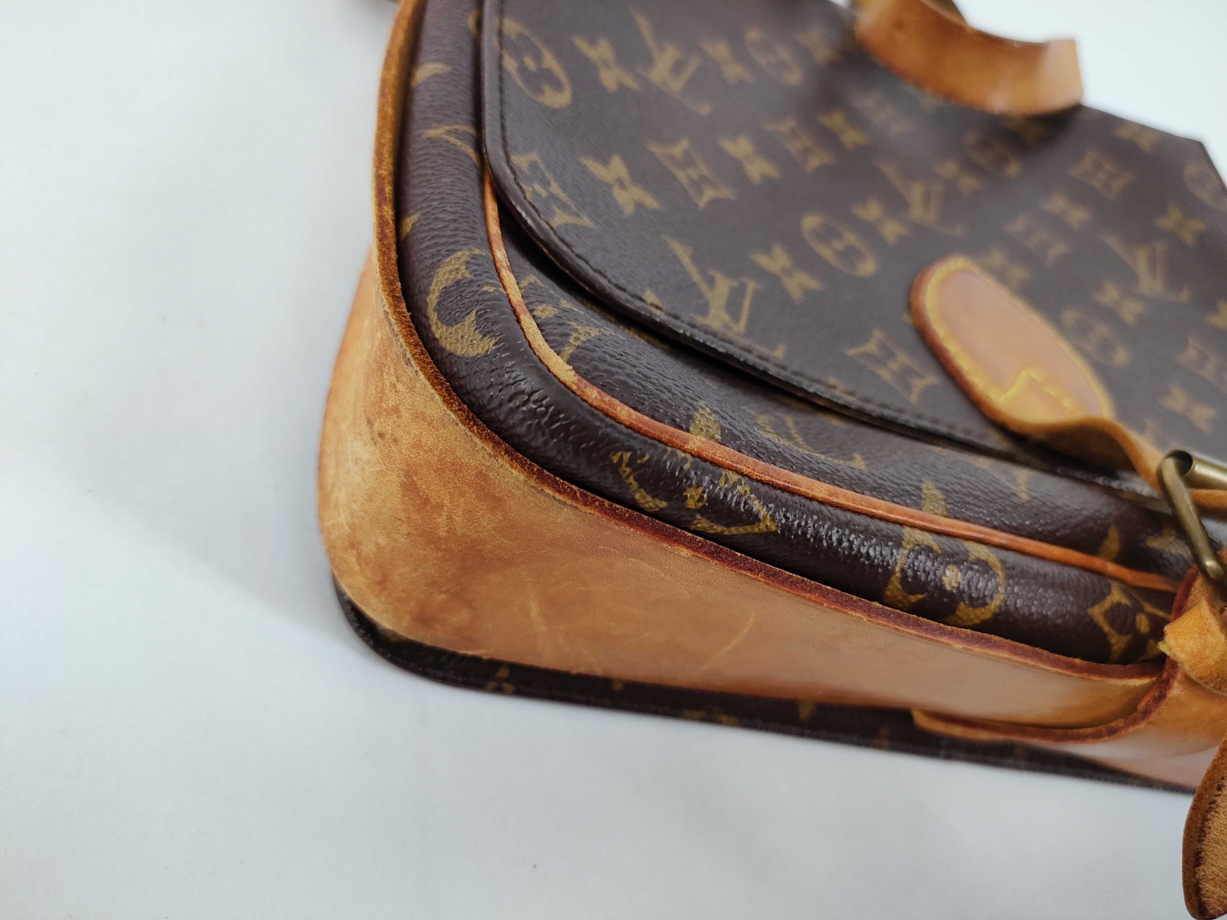 Monogram Cartouchiere GM Monogram Louis Vuitton Shoulder Bag — view 6