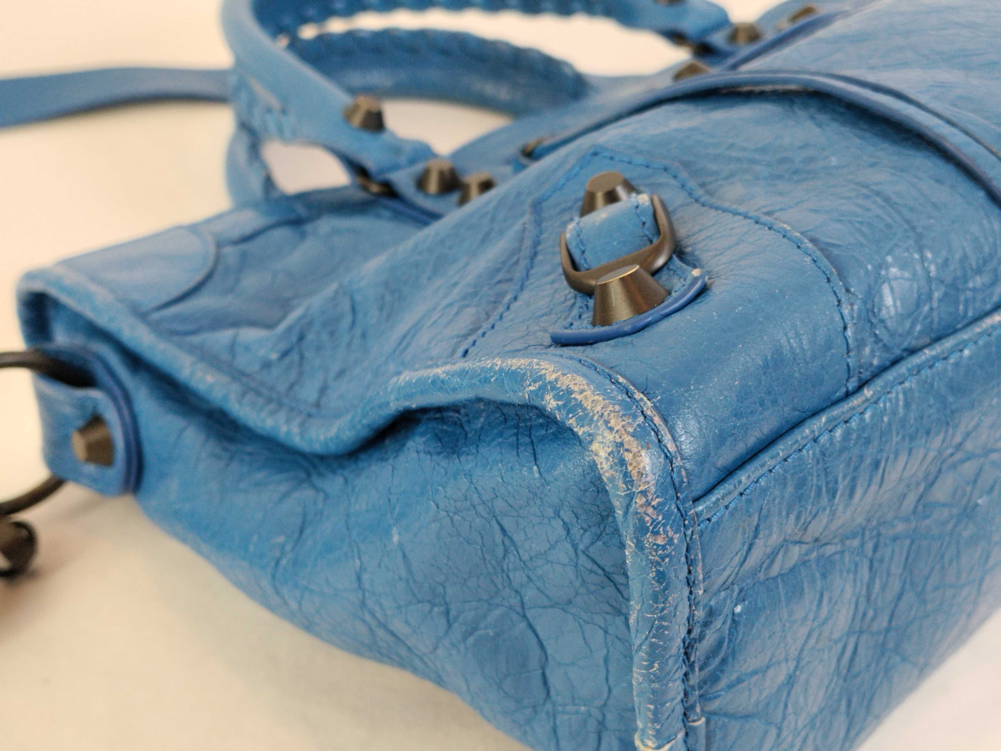 The City Balenciaga The Giant City Handbag — view 8