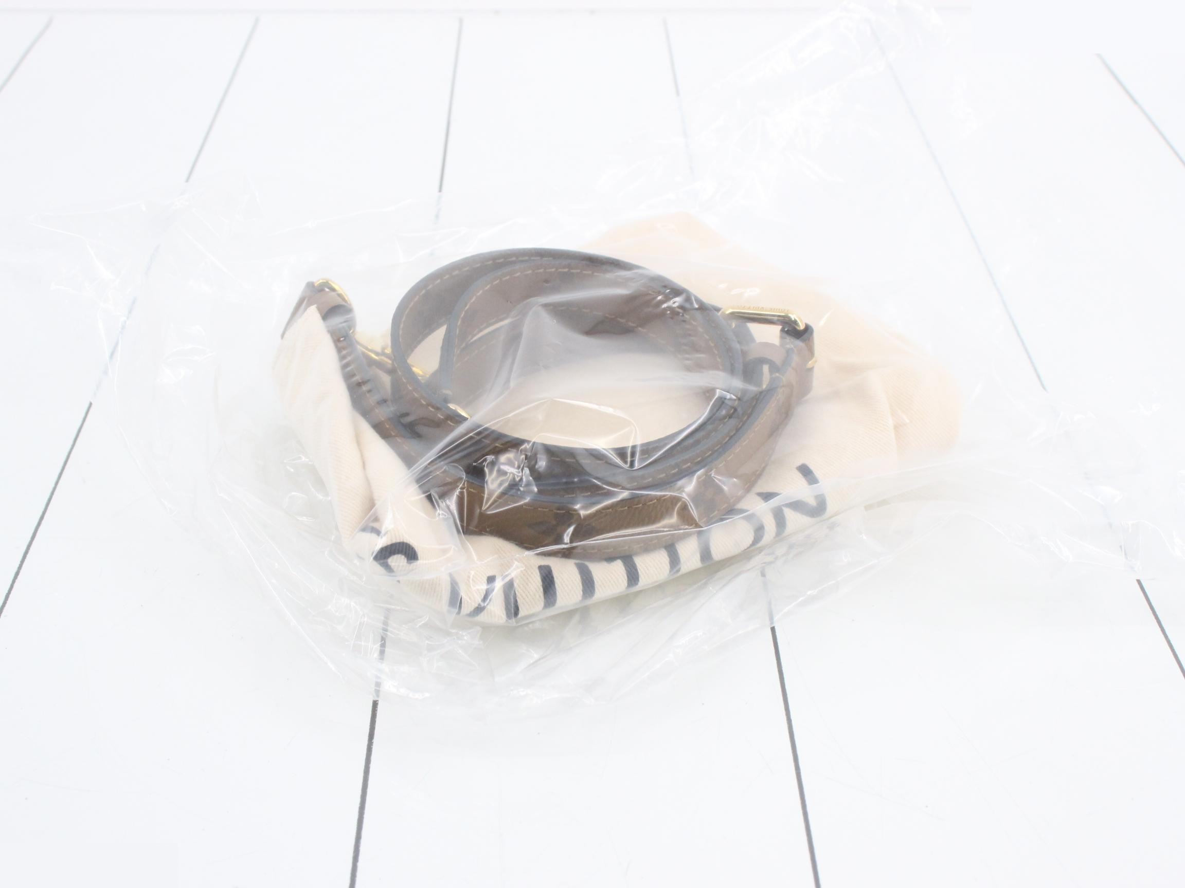 Monogram Reverse Pochette Metis MM 2-Way Handbag — view 7
