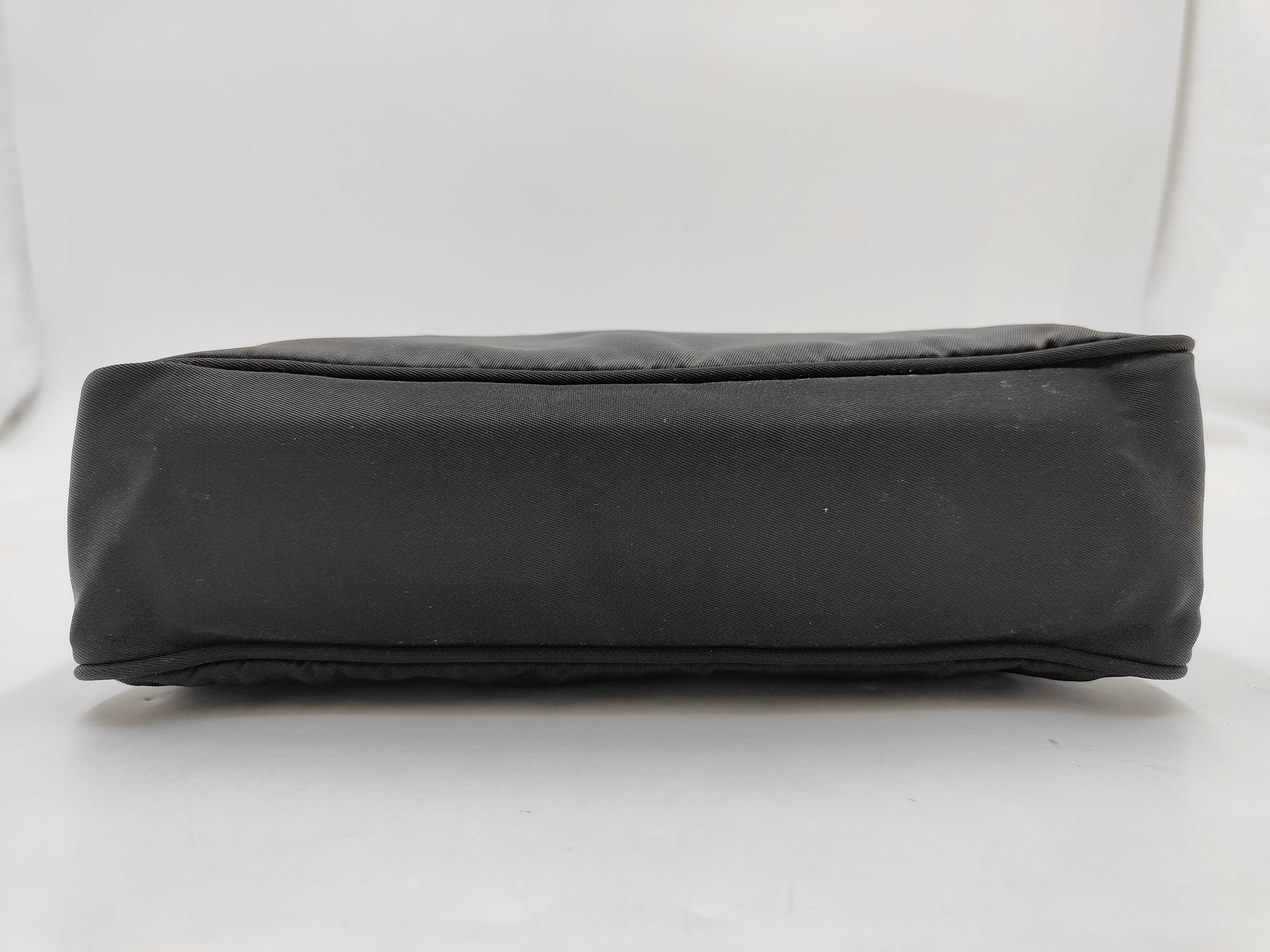 handbag — view 3