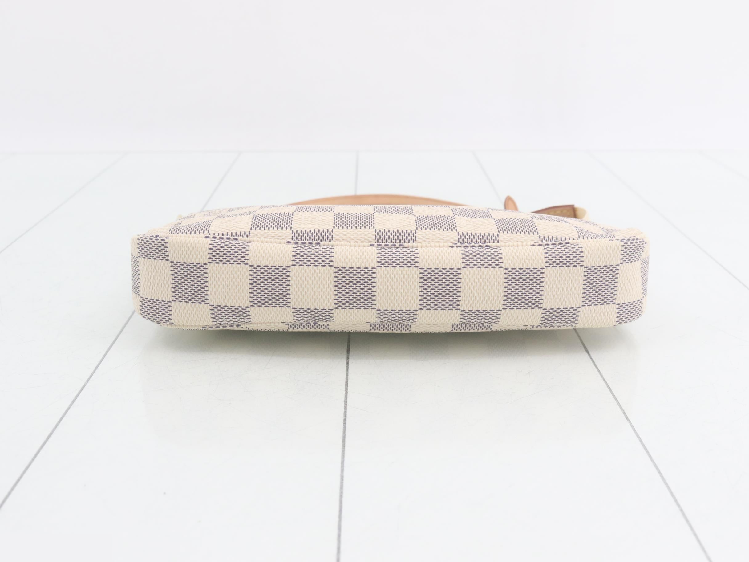 Pochette Accessoires (old model) — view 3