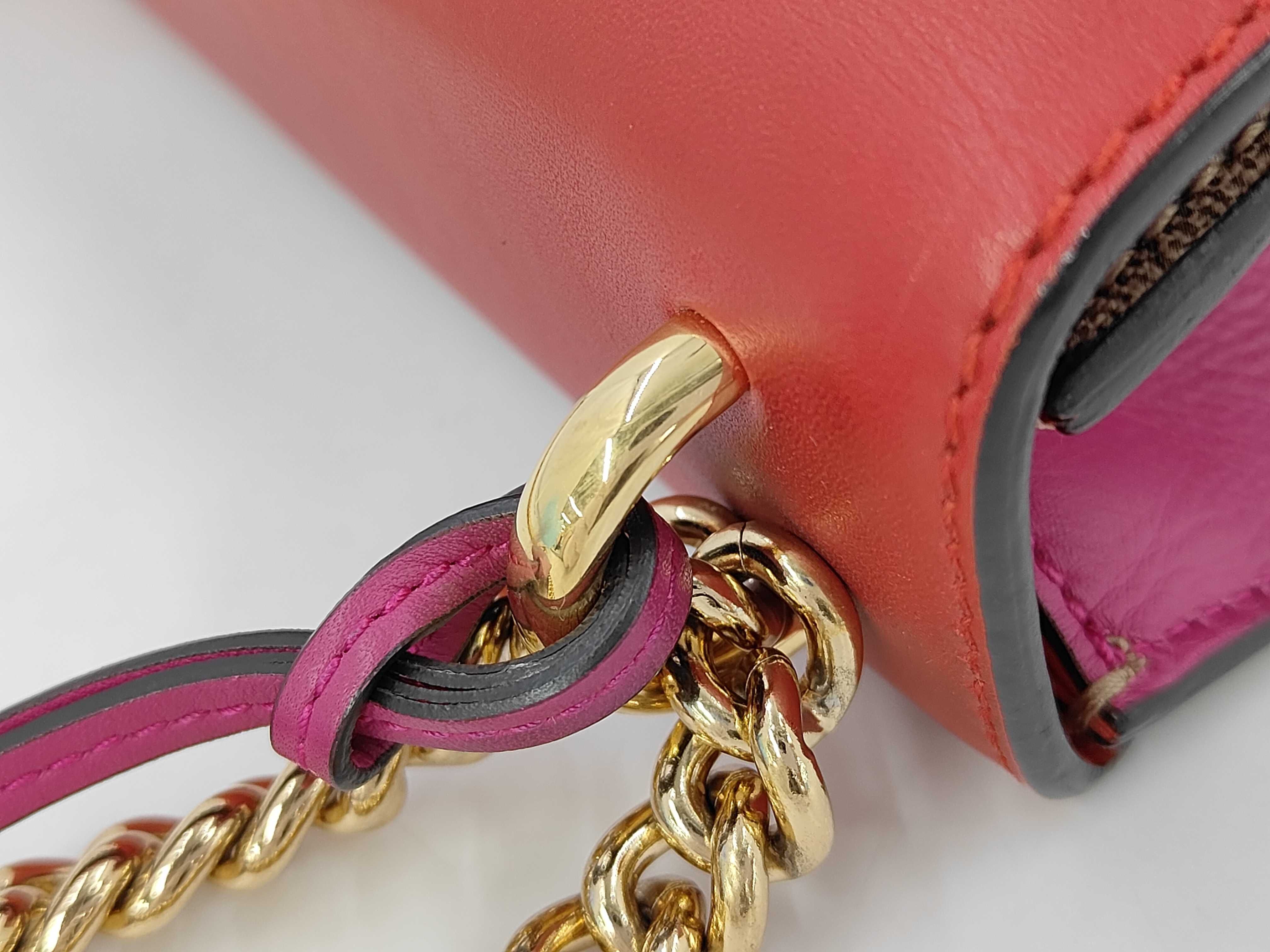 GG Supreme Padlock Chain Shoulder Bag — view 5