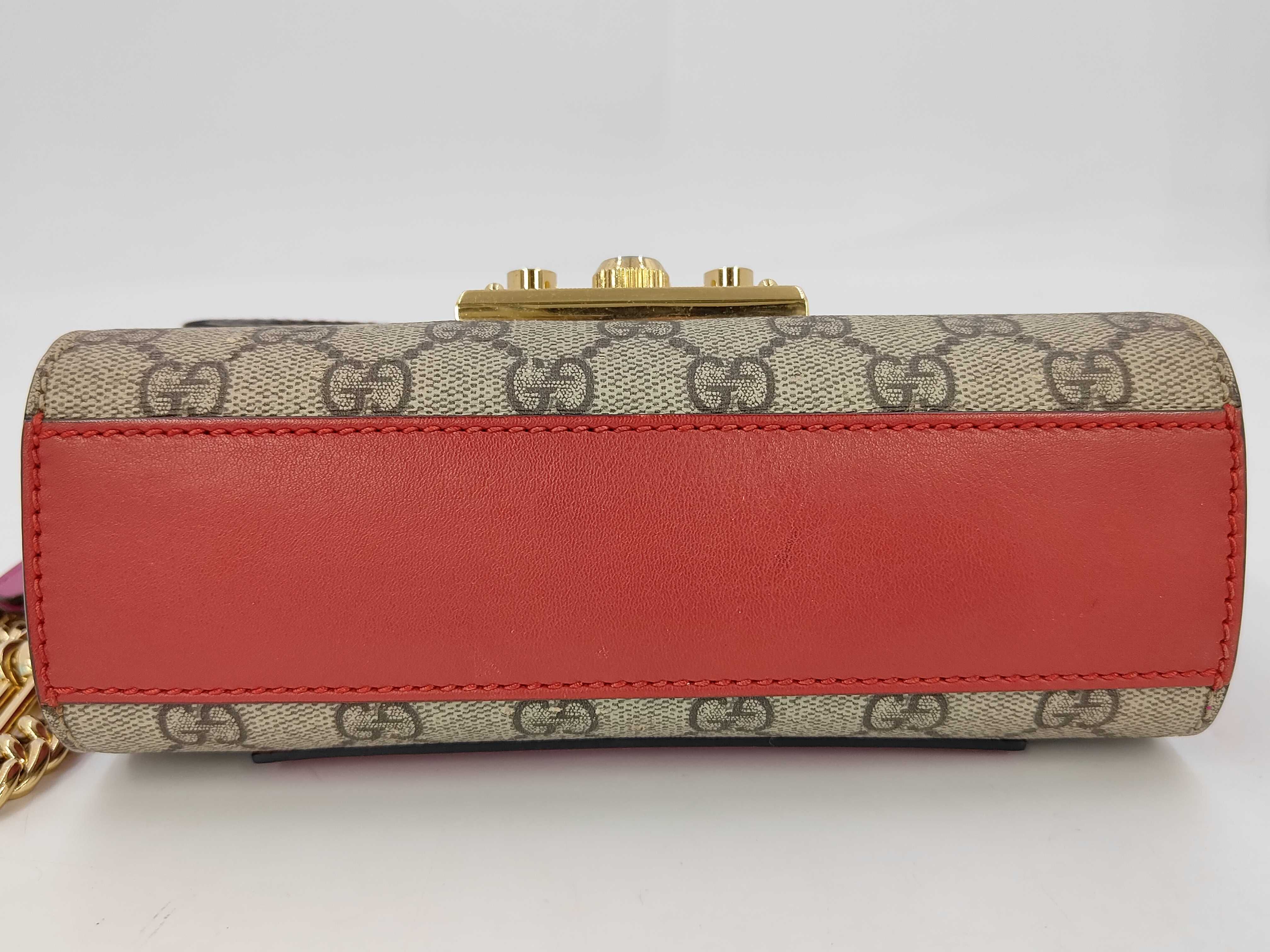 GG Supreme Padlock Chain Shoulder Bag — view 7