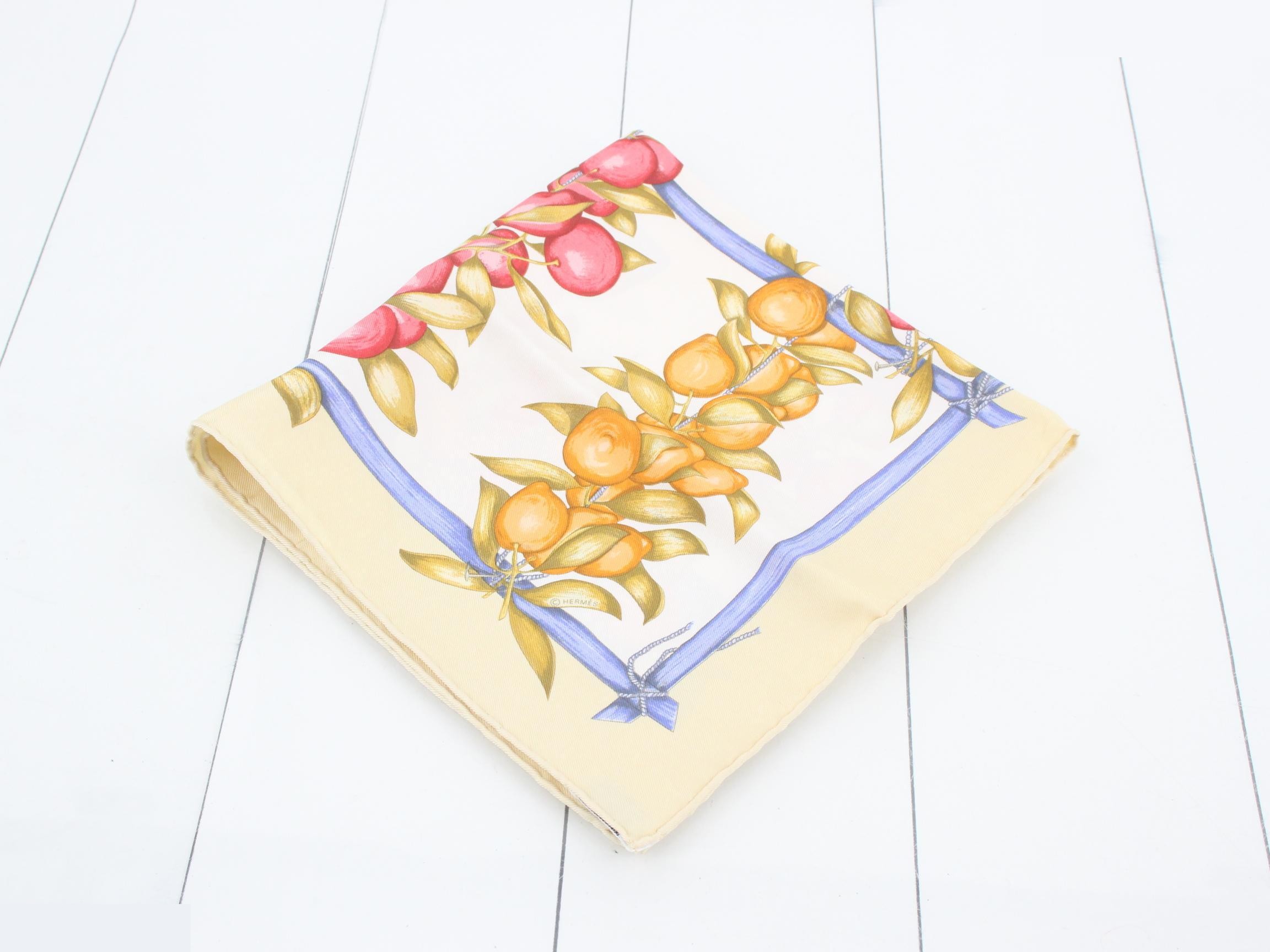 Carré 45 Scarf