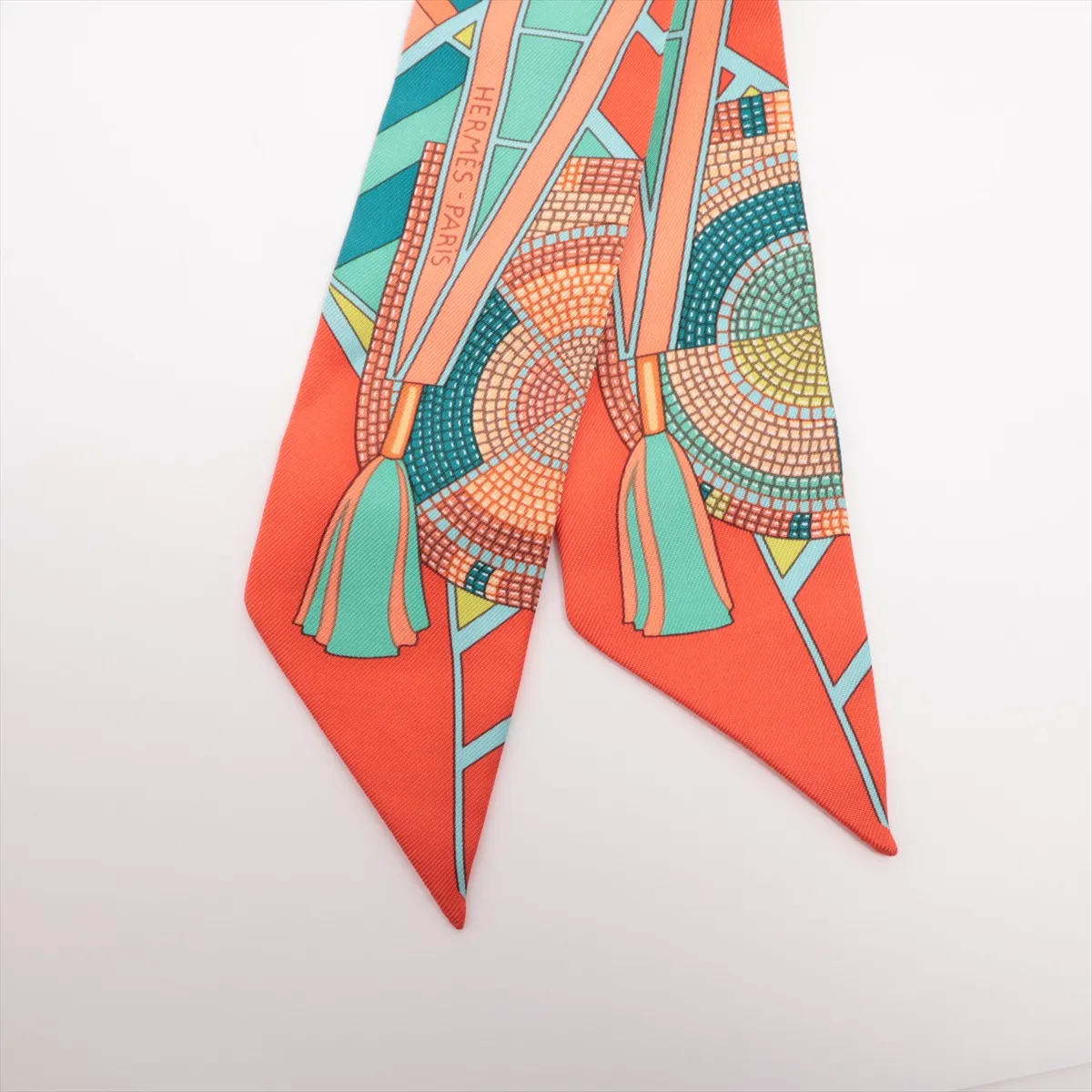 Twilly L'ART INDIEN DES PLAINES (Indian Art of the Plains) Scarf, Silk, Multicolor, Slight wear and tear. — view 2