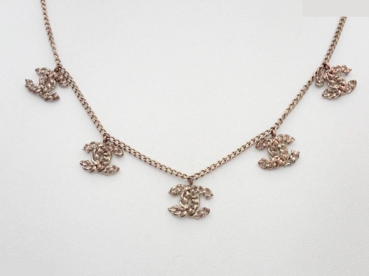 Five-strand Coco Mark necklace, chain approximately 44cm long.
