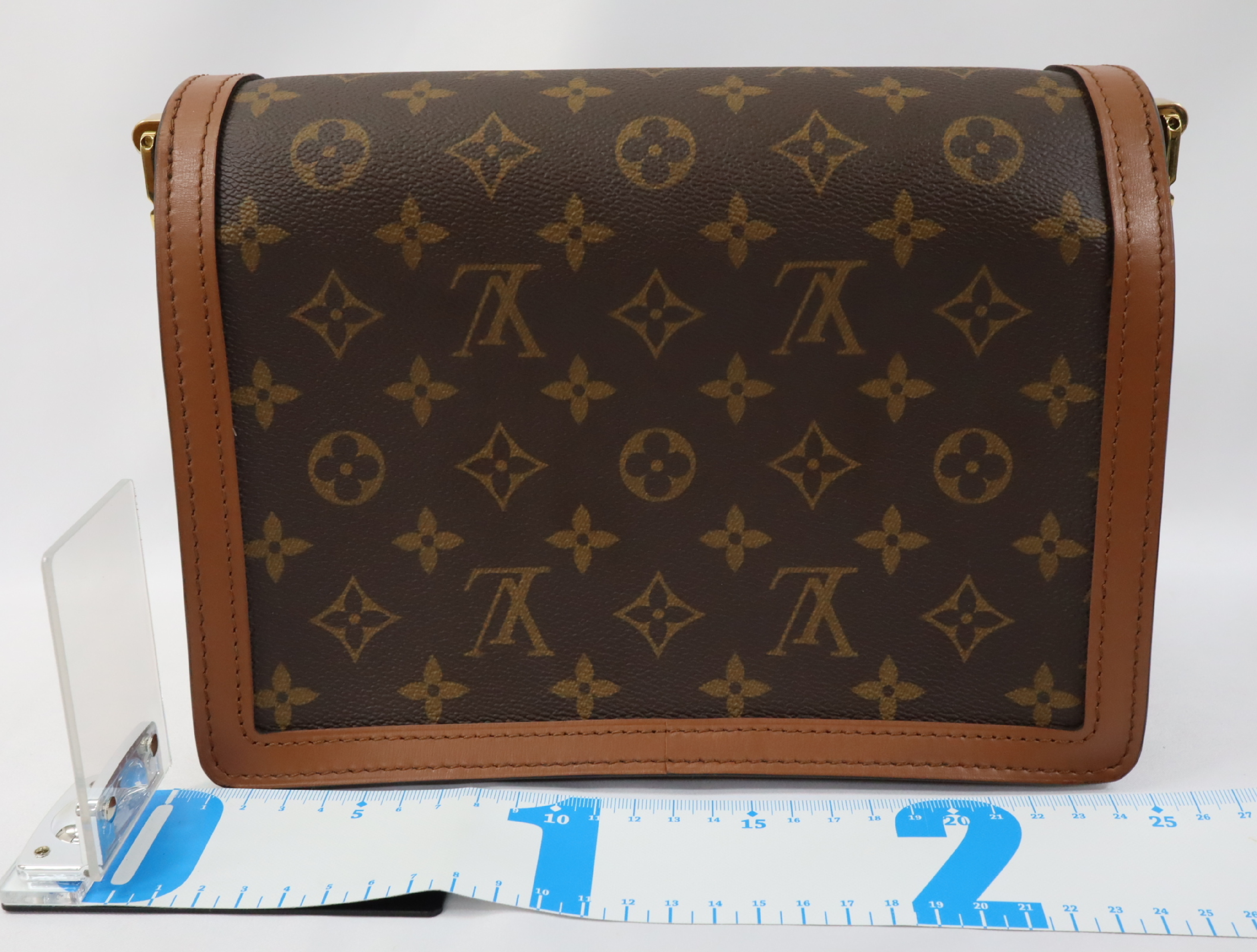 Monogram Reverse Dauphine MM M45958 Shoulder Bag (RFID detected) — view 2