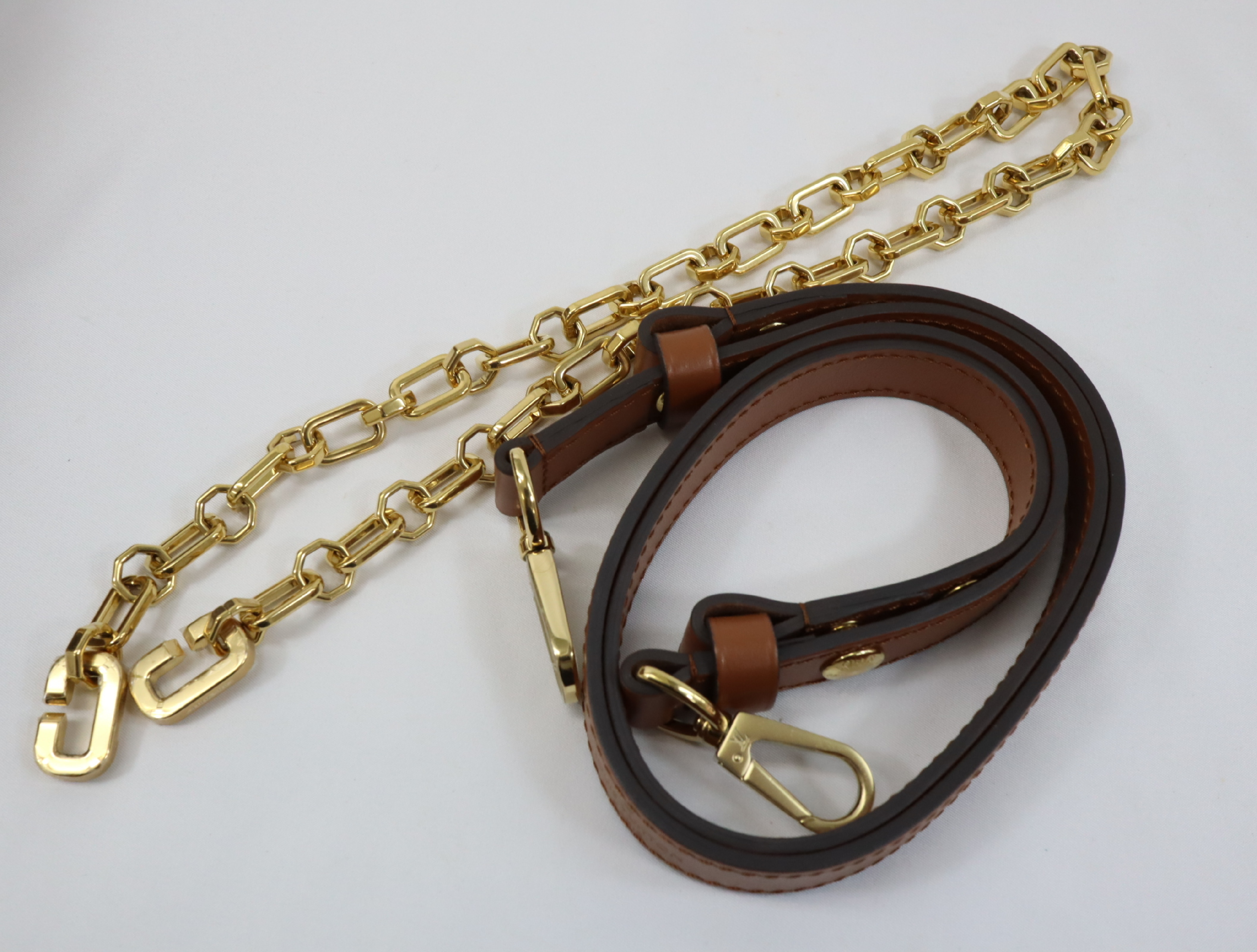 Monogram Reverse Dauphine MM M45958 Shoulder Bag (RFID detected) — view 10