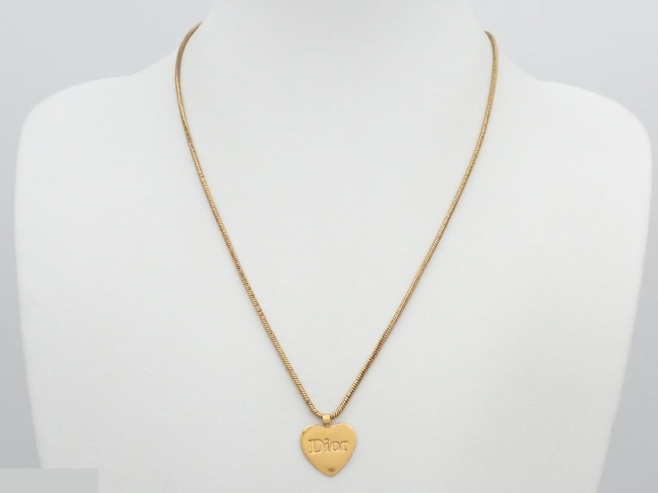 Other lines: Precious metals, necklaces, pendants, chain approximately 46cm. — view 3