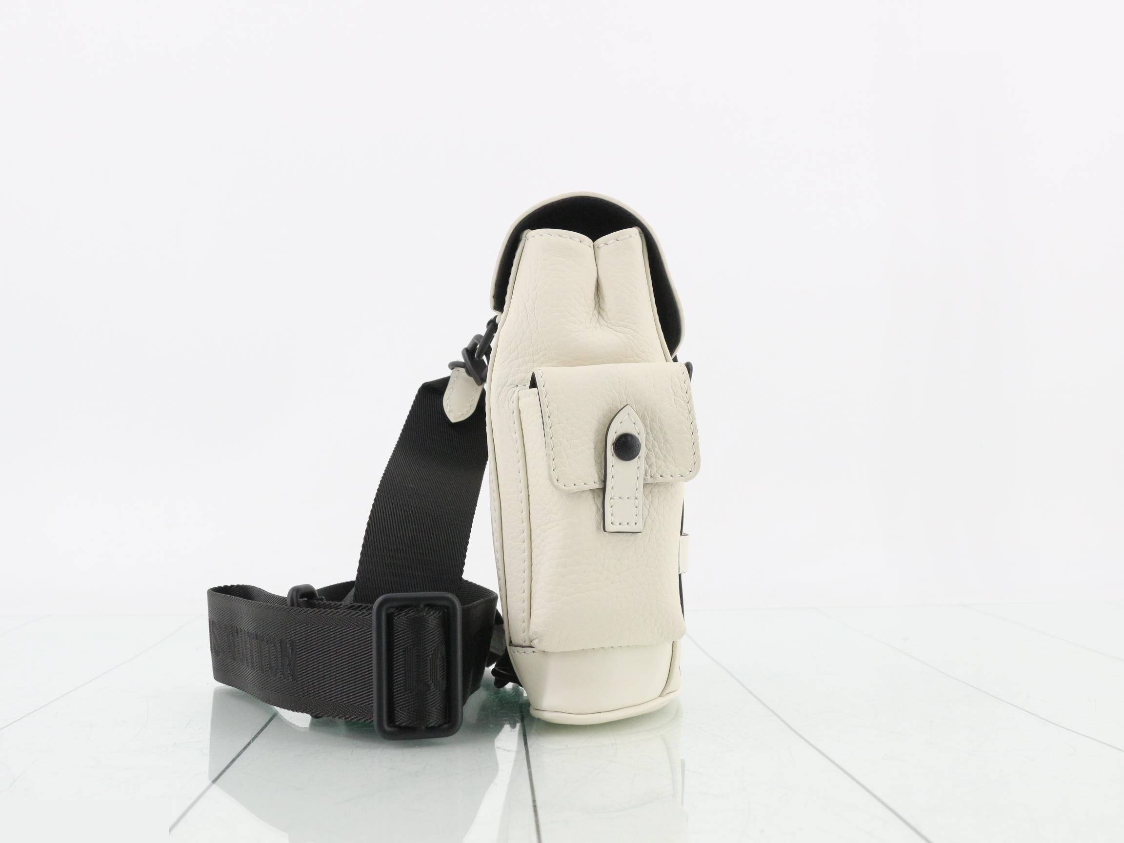 Christopher XS Shoulder Bag M58493 RFID confirmed — view 4