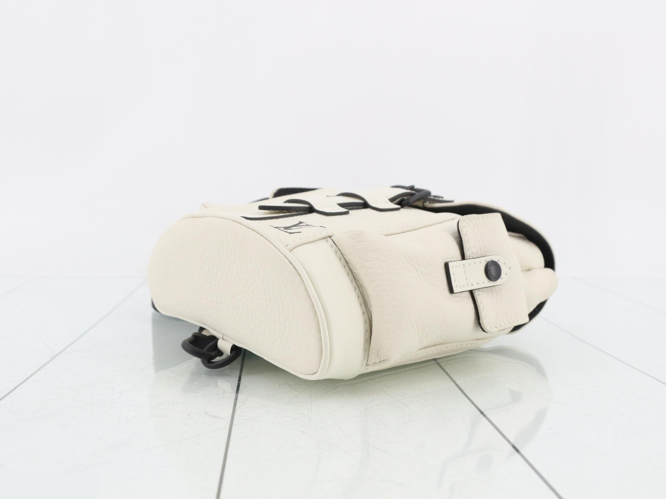 Christopher XS Shoulder Bag M58493 RFID confirmed — view 6