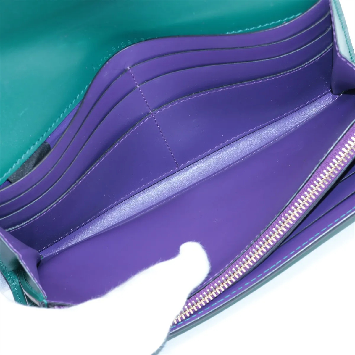 Serpenti Leather Long Wallet Green — view 5