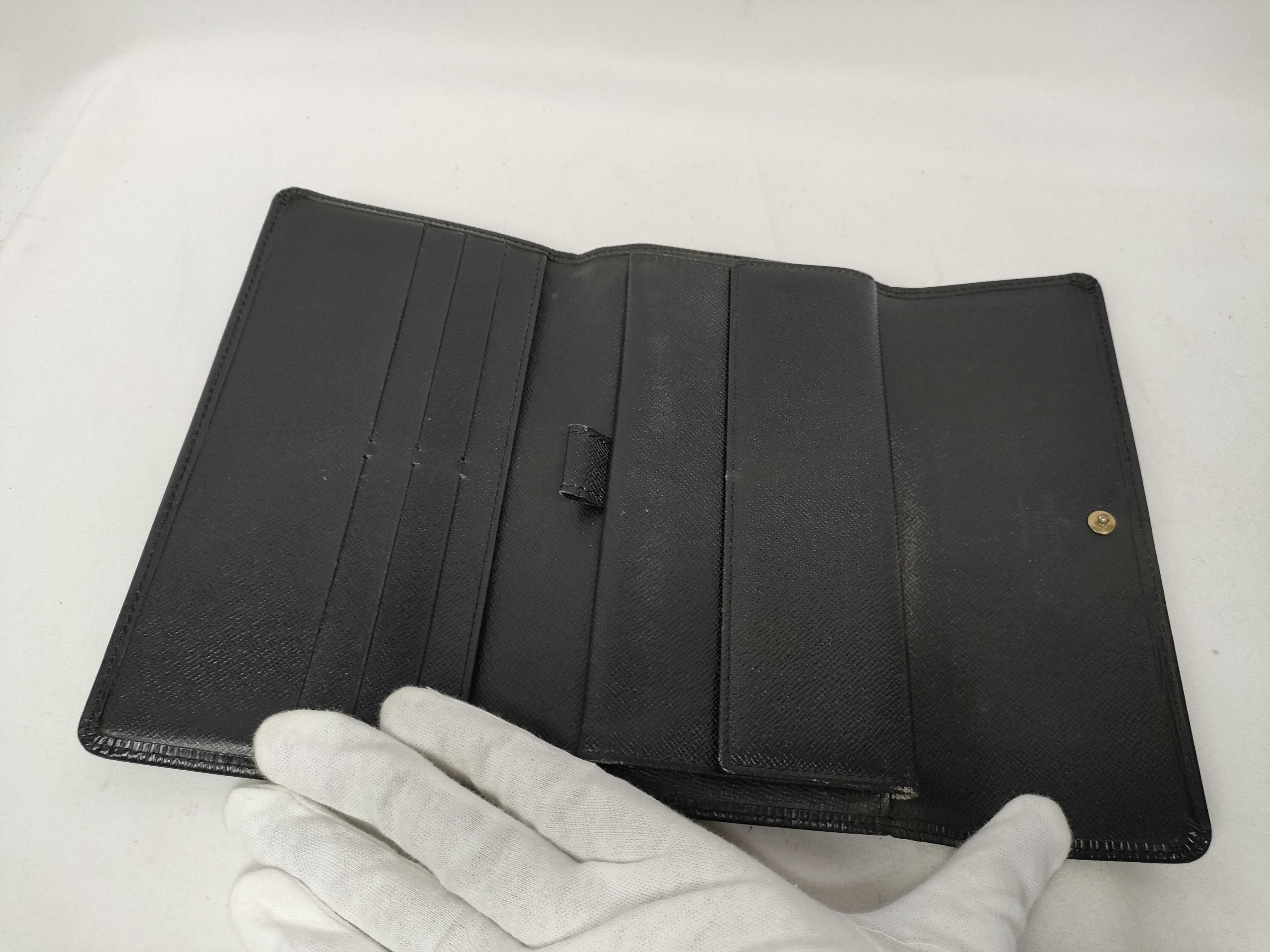 Epi Louis Vuitton Epi Portefeuille Tresor International Wallet M63384 — view 9