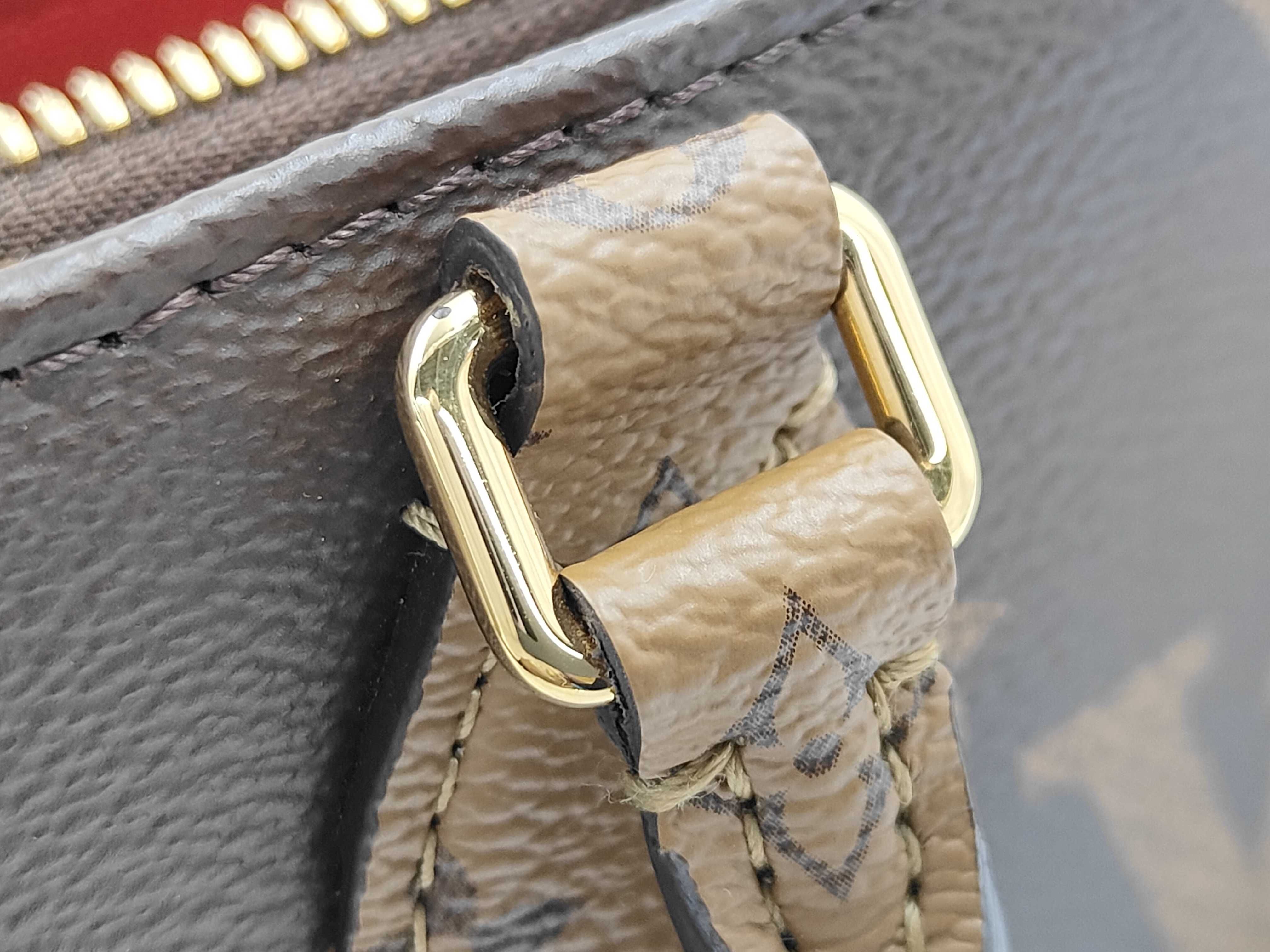 Monogram Giant Reverse OnTheGo EW Handbag M46653 RFID Shoulder Strap — view 11