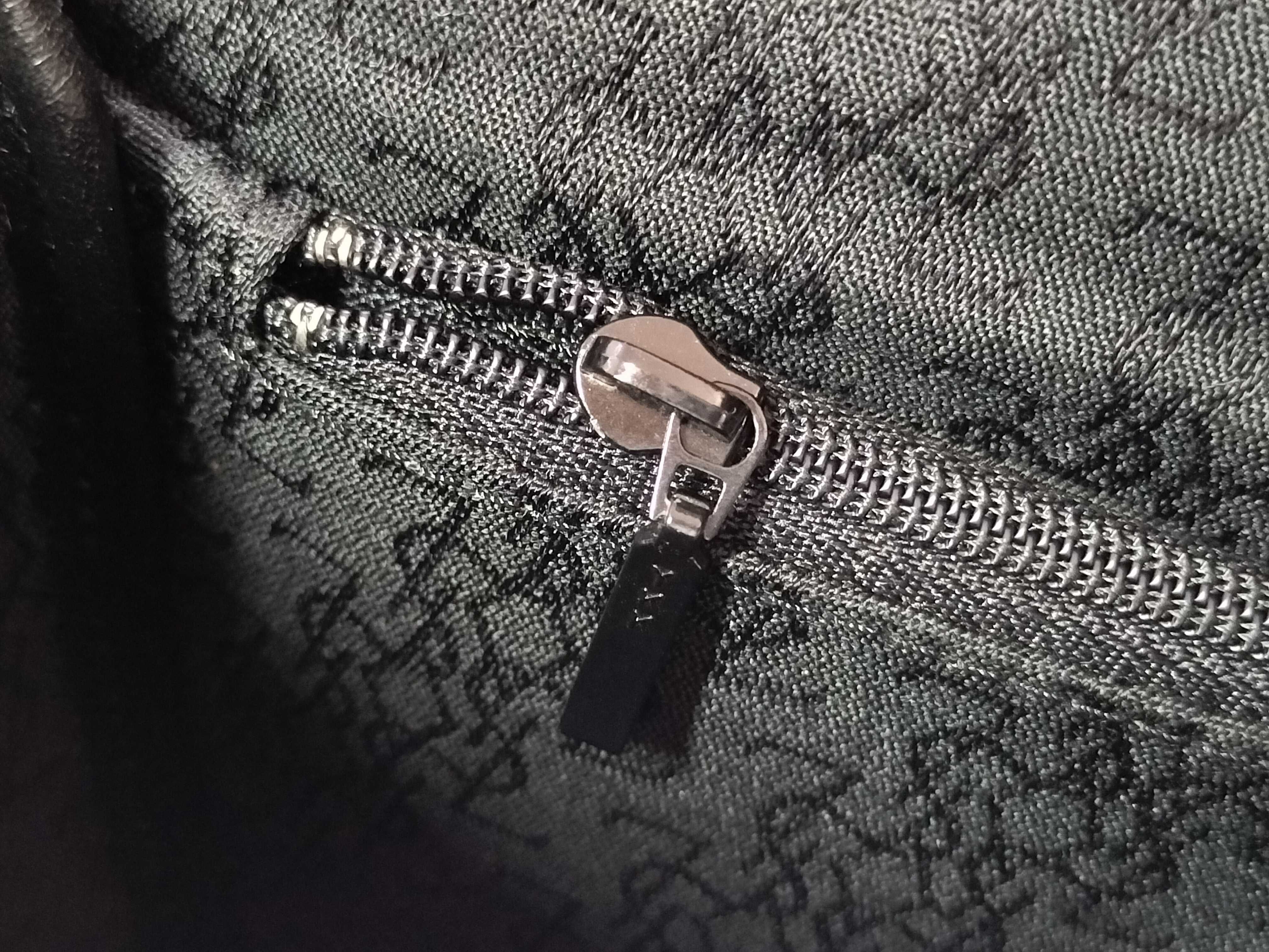 leather shoulder bag — view 10