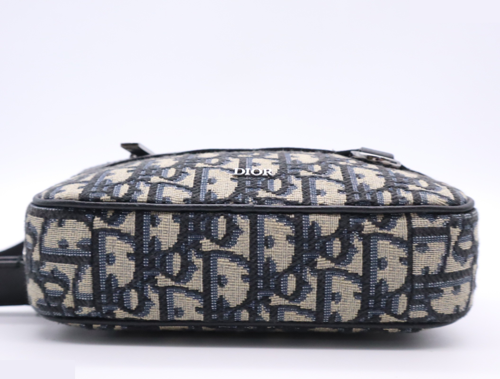 Leather oblique jacquard shoulder bag, navy, silver hardware. — view 4