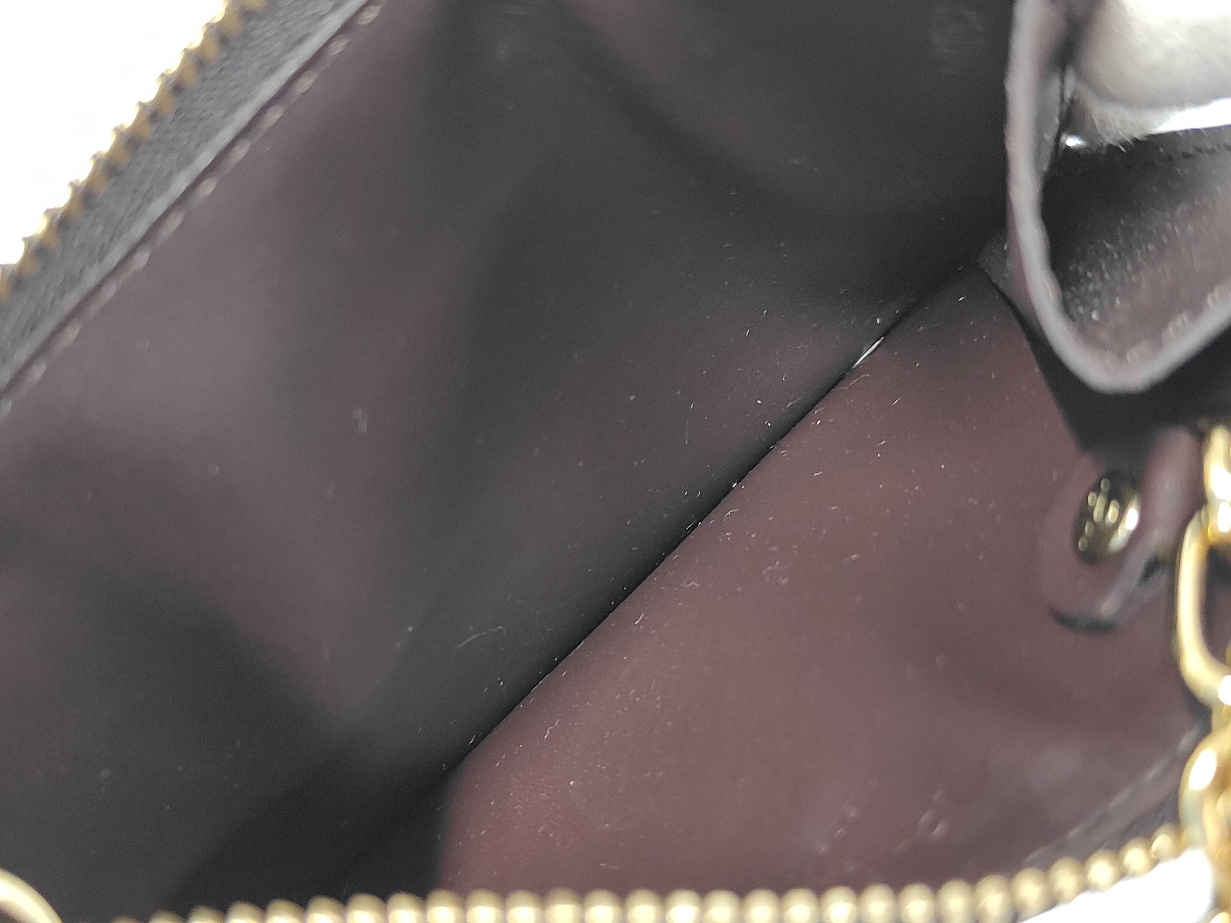 LV M93557 Vernis Coin Case — view 8