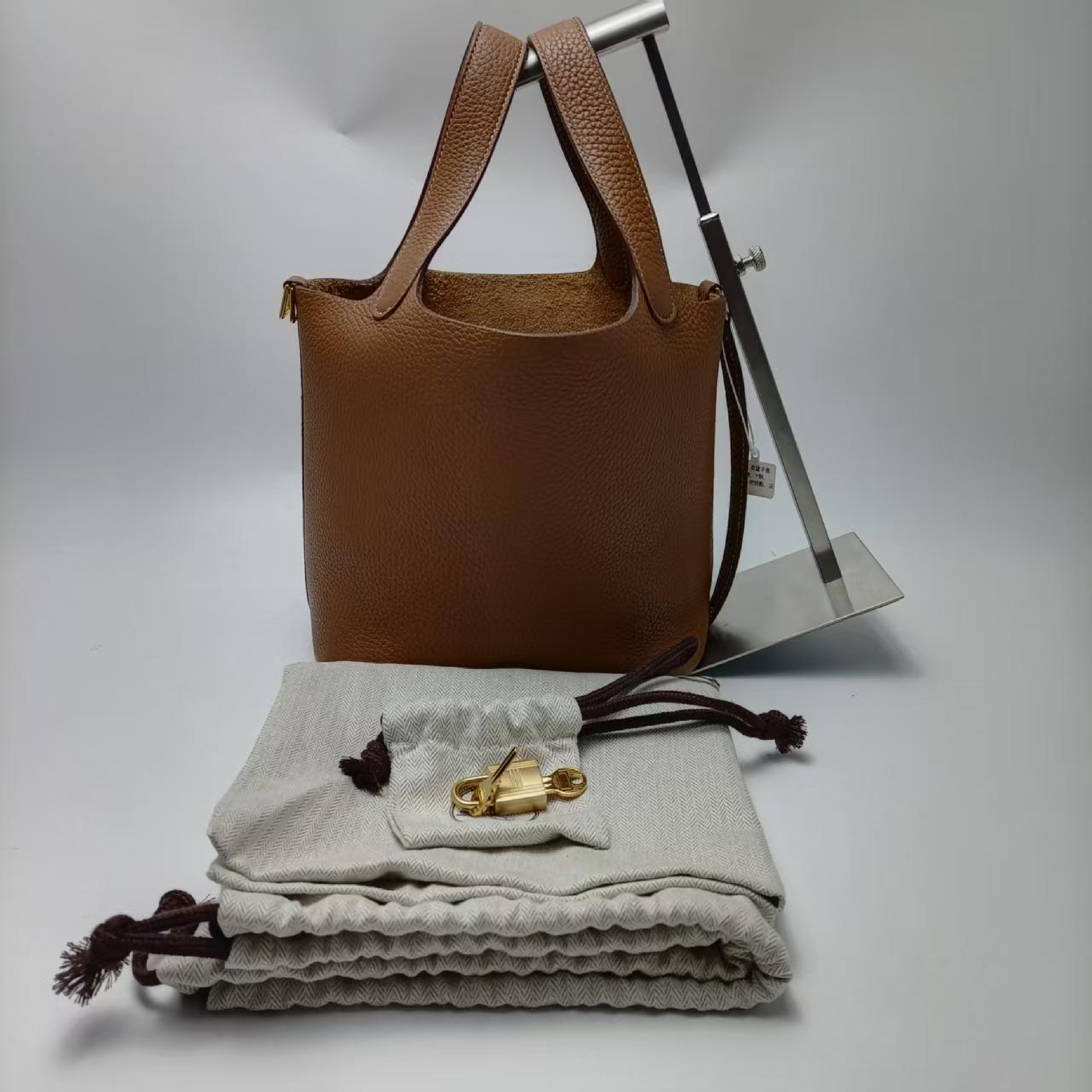 Picotan Cowhide Handbag (Image Blurry) Handbag — view 3