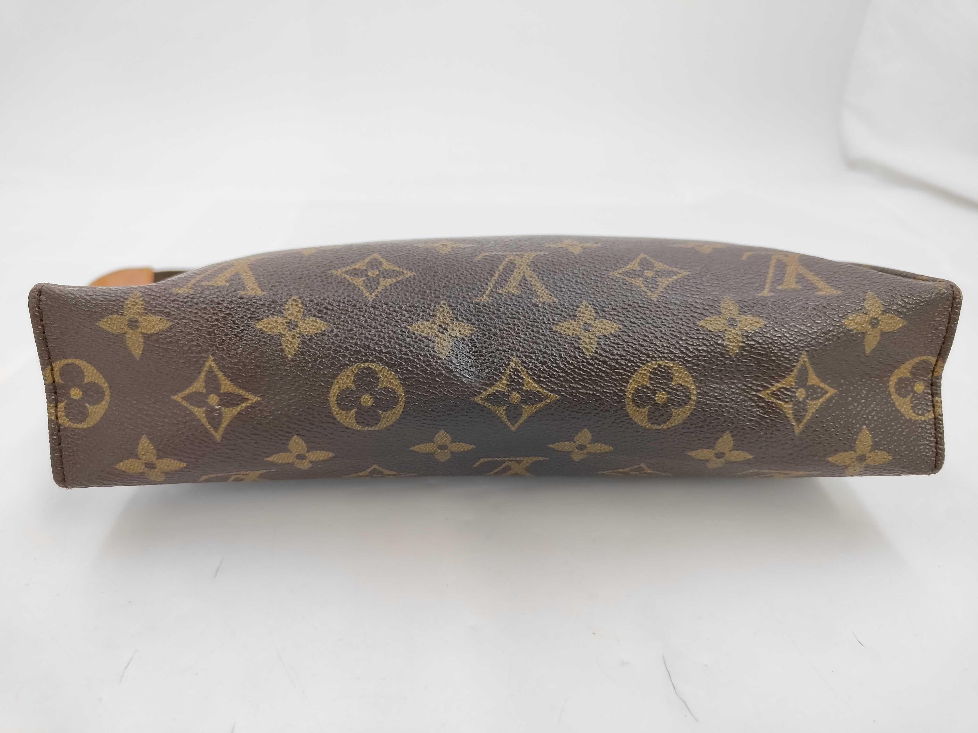 Monogram Pochette Toilette 26 872TH Second Bag — view 4