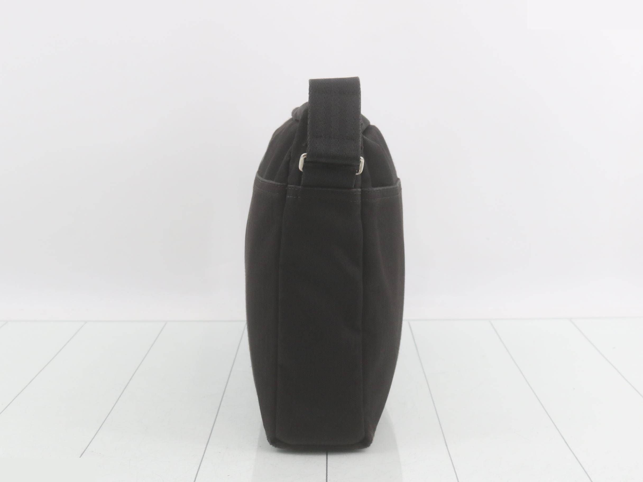 Acapulco Black Canvas Leather Black Shoulder Bag — view 4