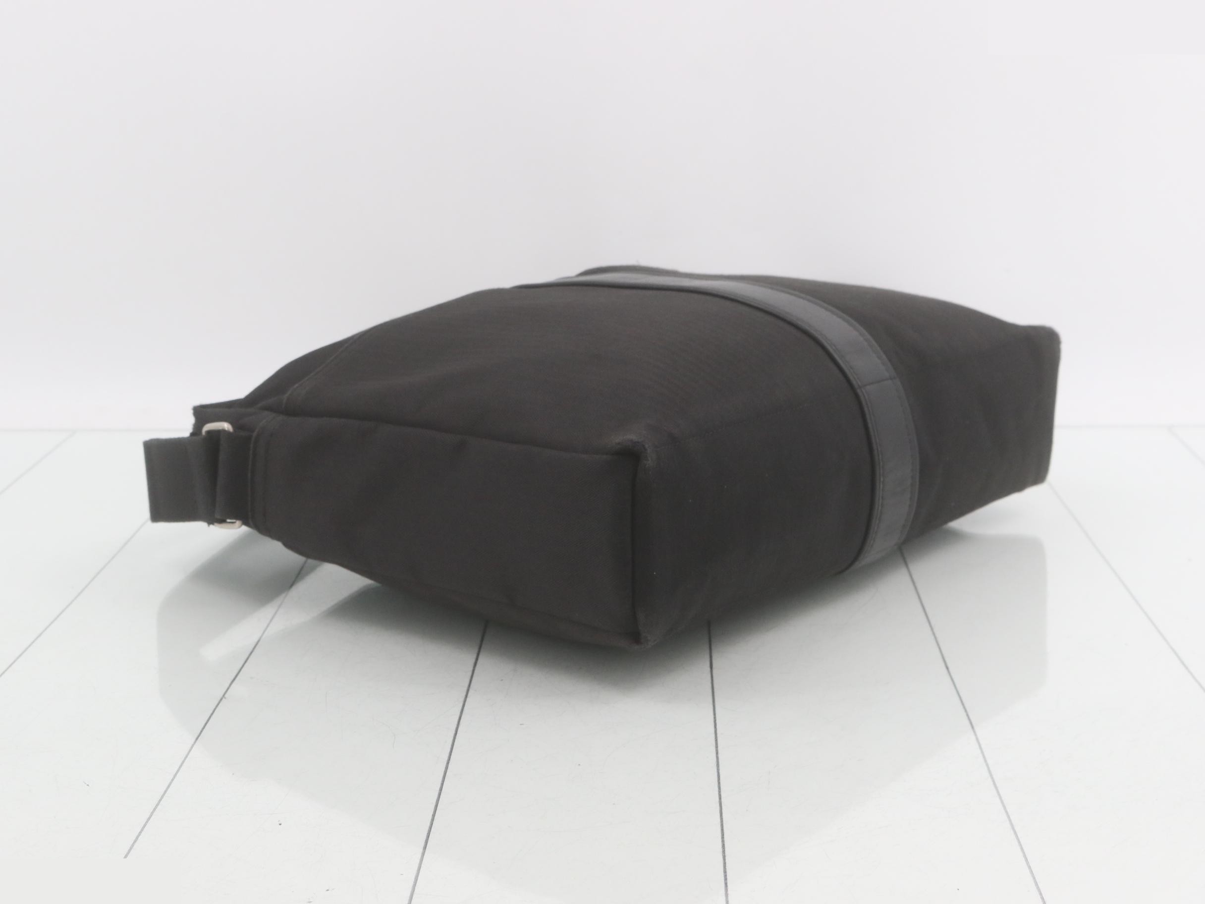 Acapulco Black Canvas Leather Black Shoulder Bag — view 5