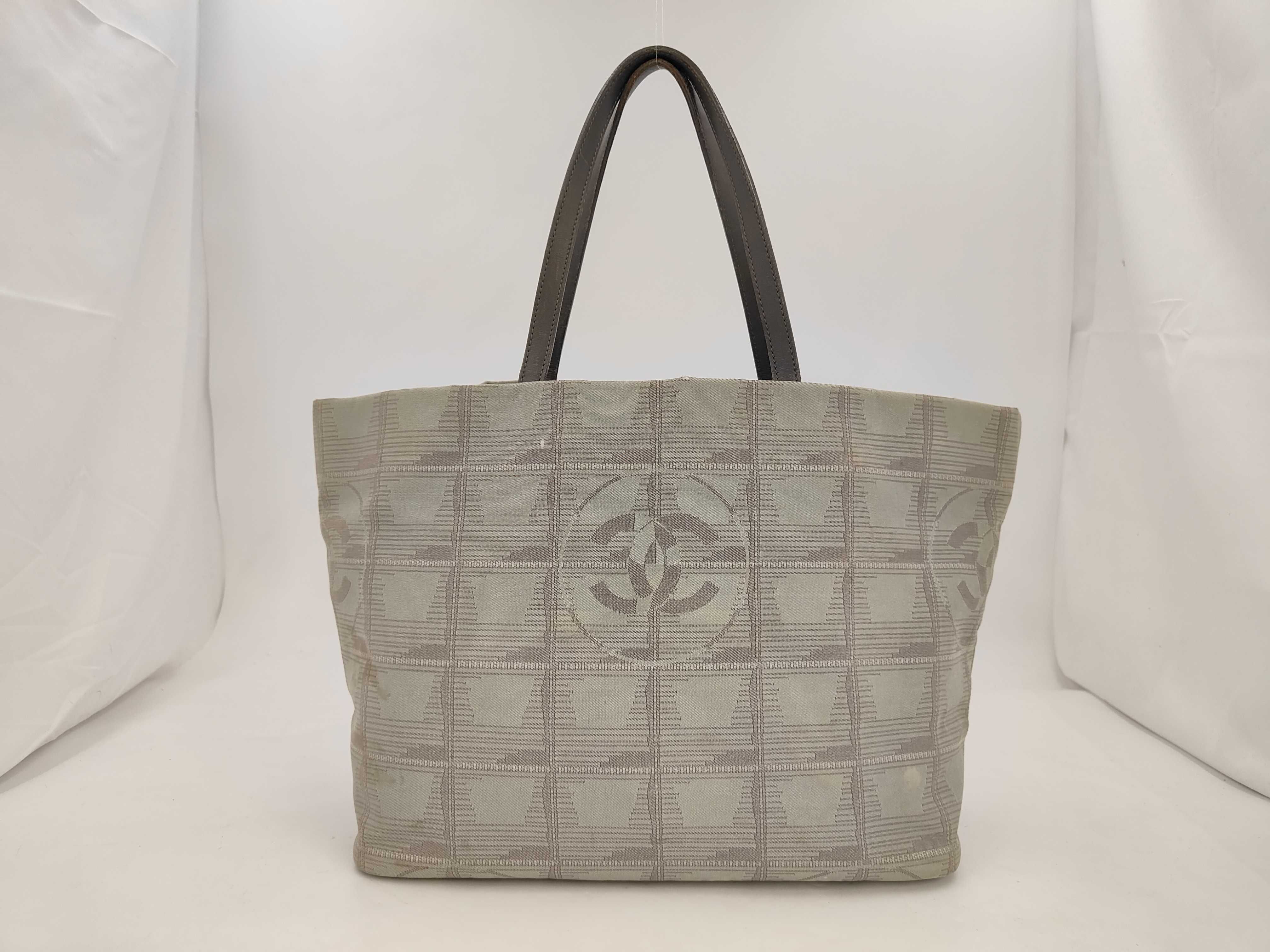 New Travel Line Tote Bag (New Model, Gray)