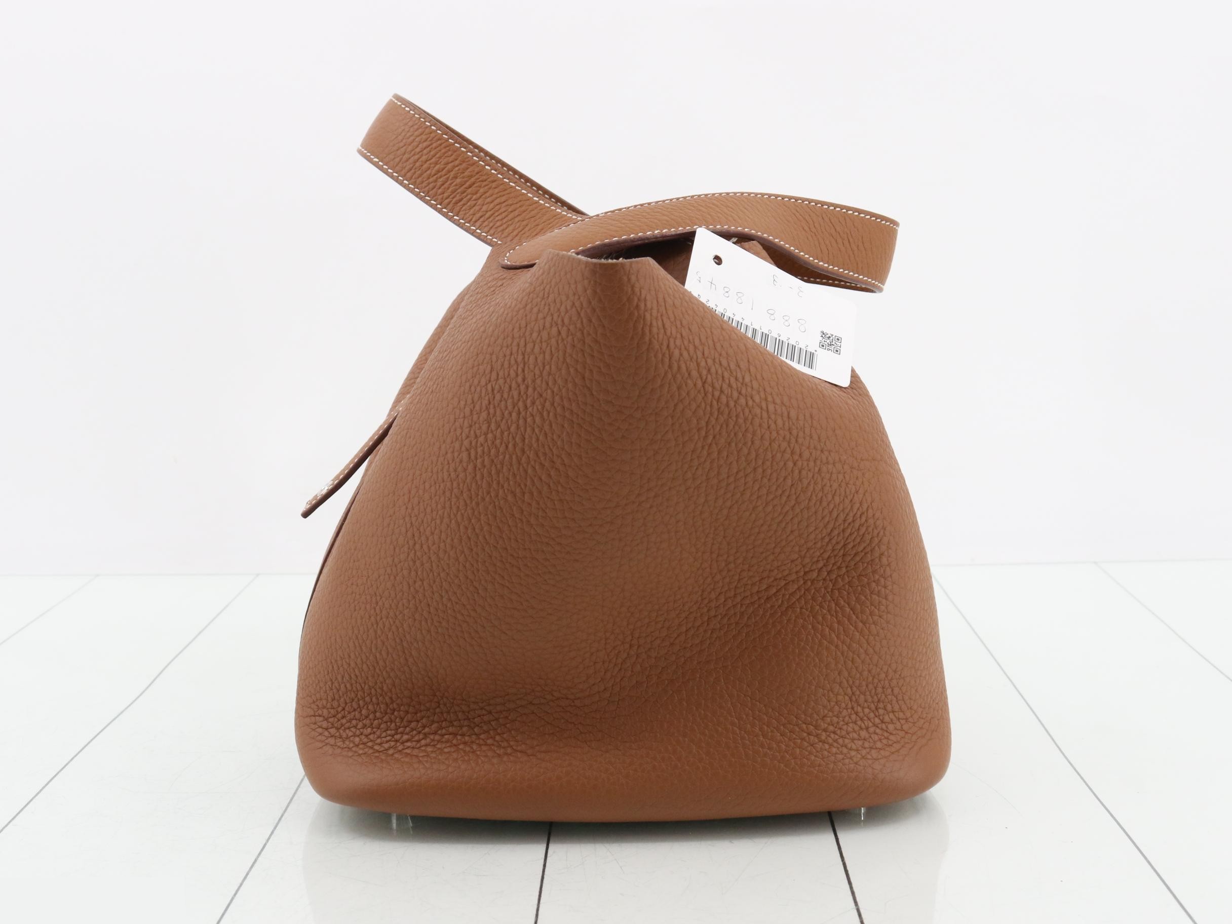 Picotin Lock MM Leather Handbag, B Stamp — view 3