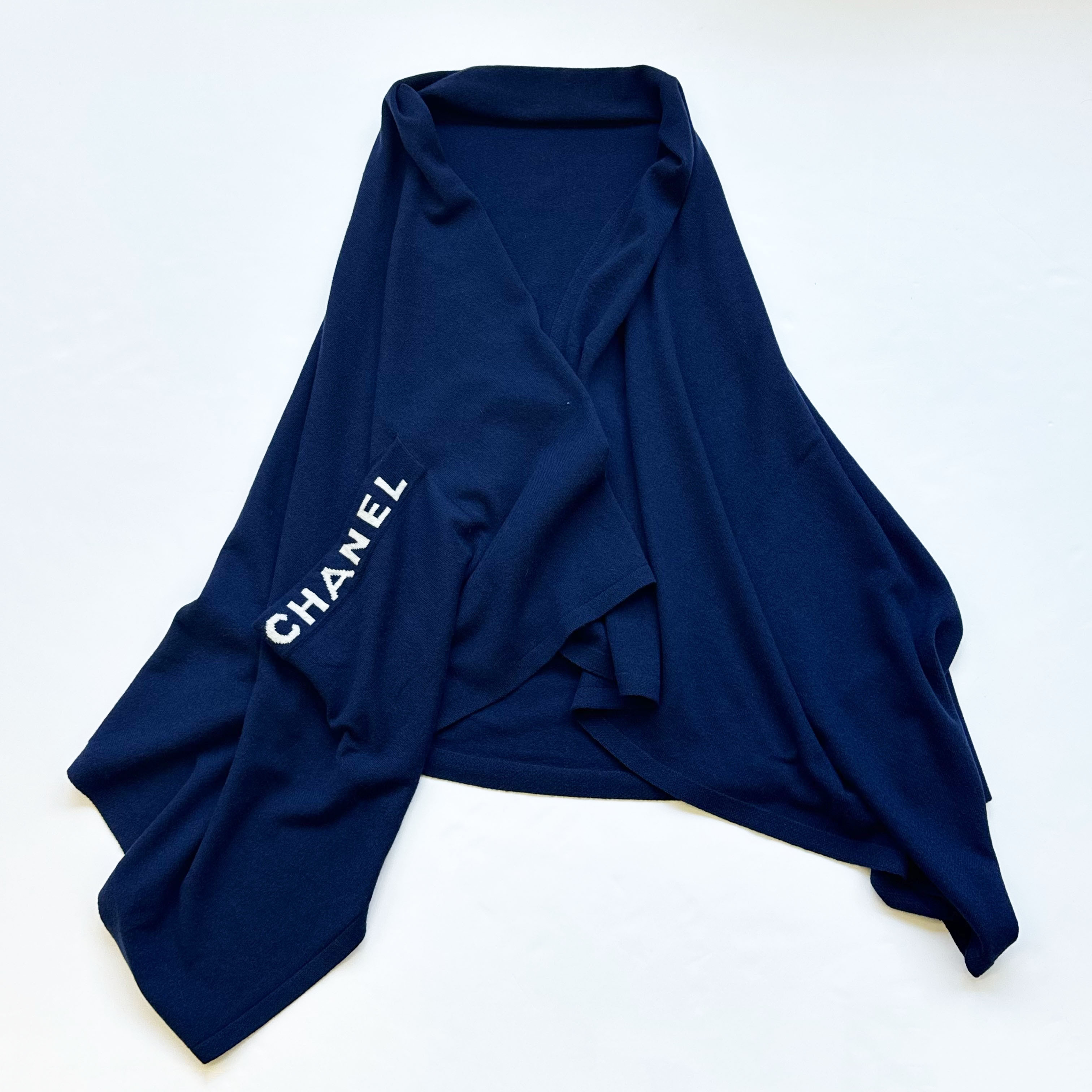 Logo Cashmere Large Stole with Pocket Other Accessories — view 4