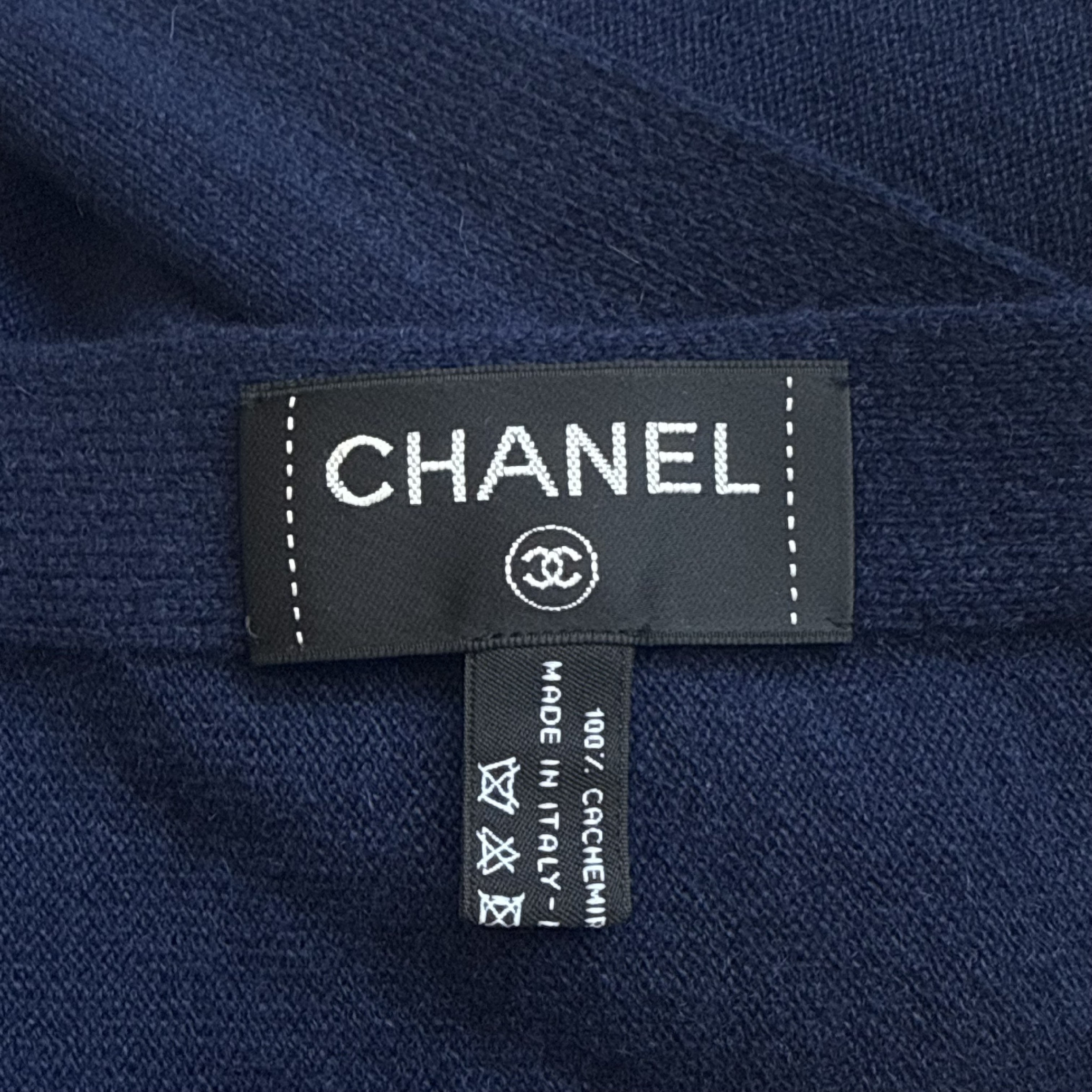 Logo Cashmere Large Stole with Pocket Other Accessories — view 6