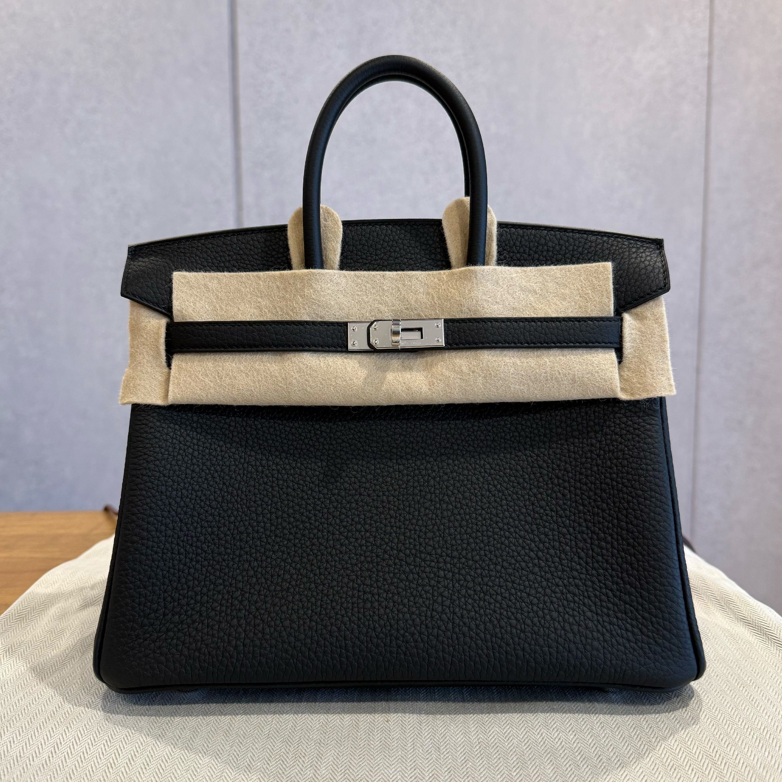 Birkin 25 Black Togo Leather, Silver Hardware, G Stamp Handbag — view 2