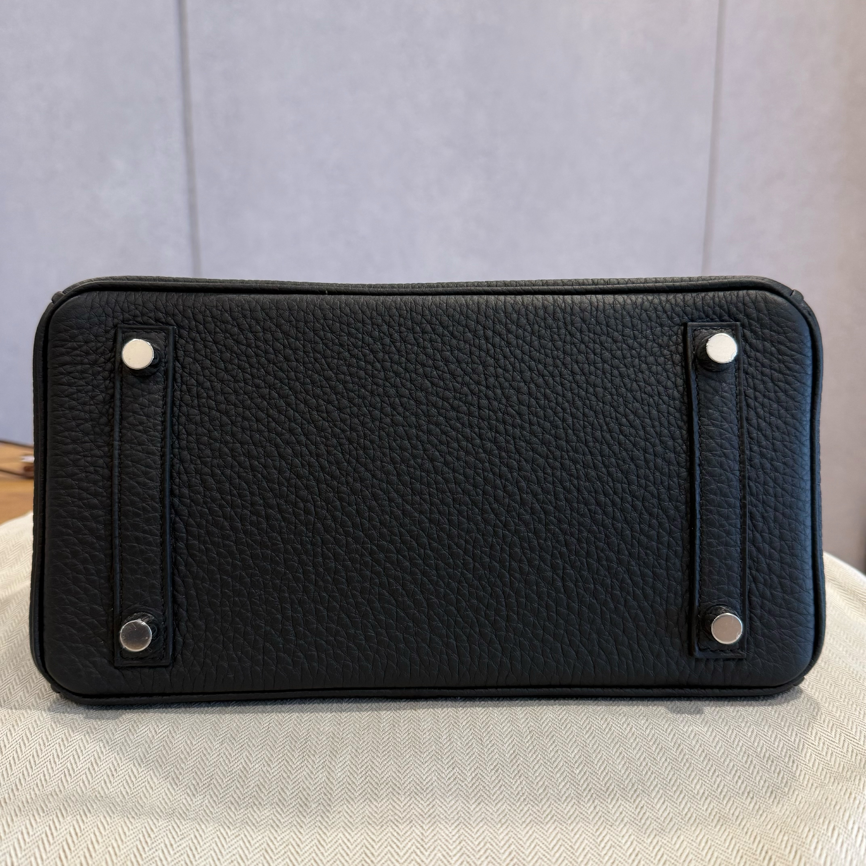 Birkin 25 Black Togo Leather, Silver Hardware, G Stamp Handbag — view 6