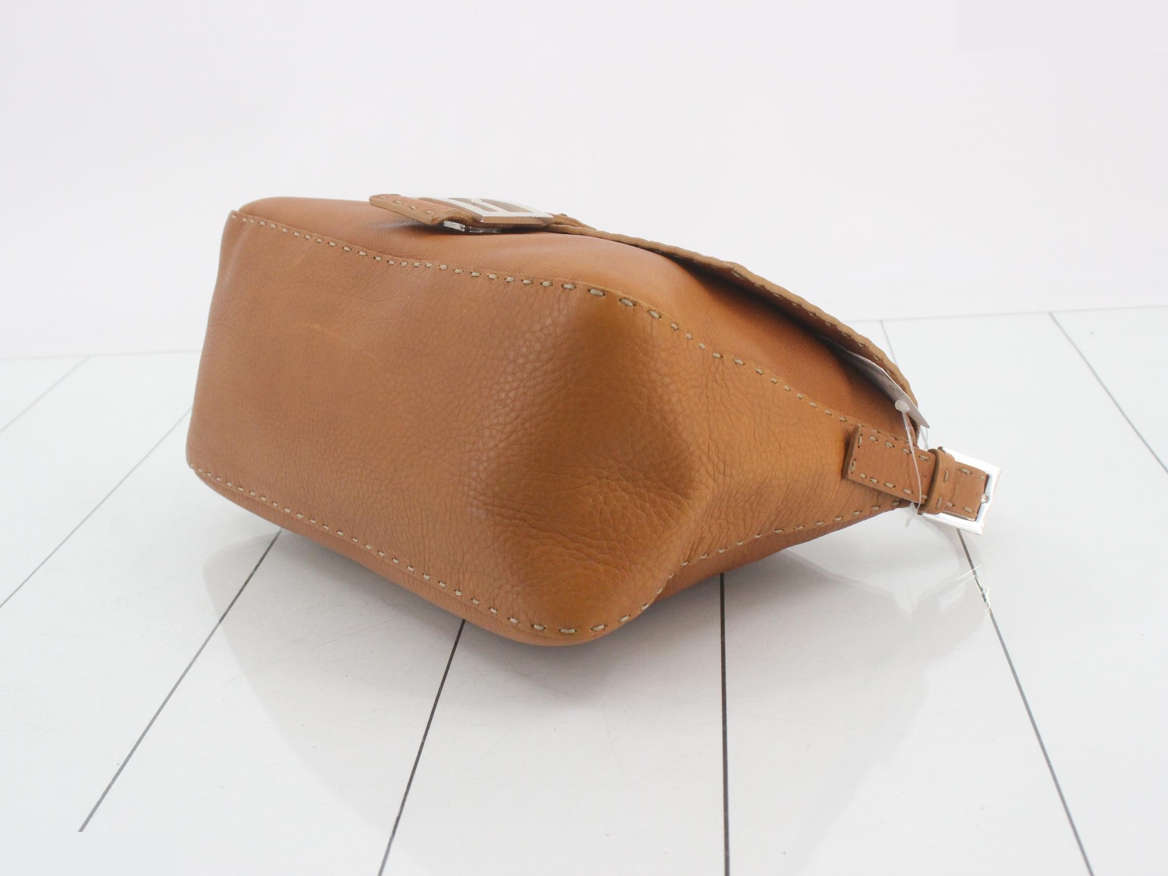 Mamma Bucket Selleria Leather Shoulder Bag — view 6