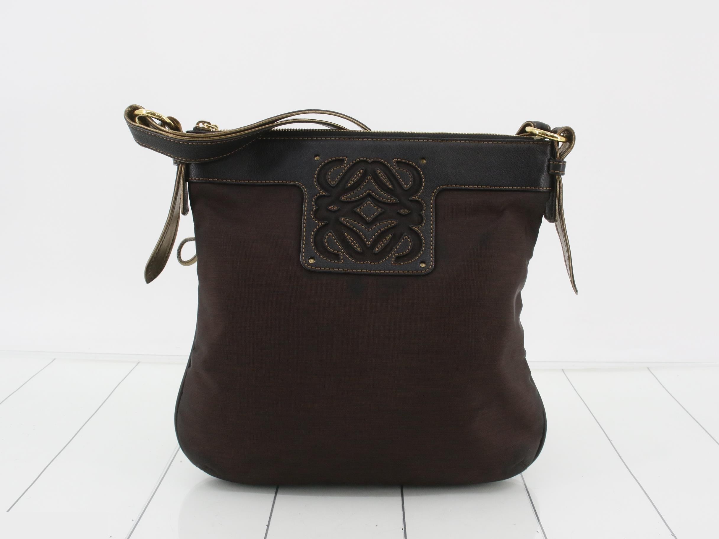 shoulder bag — view 2