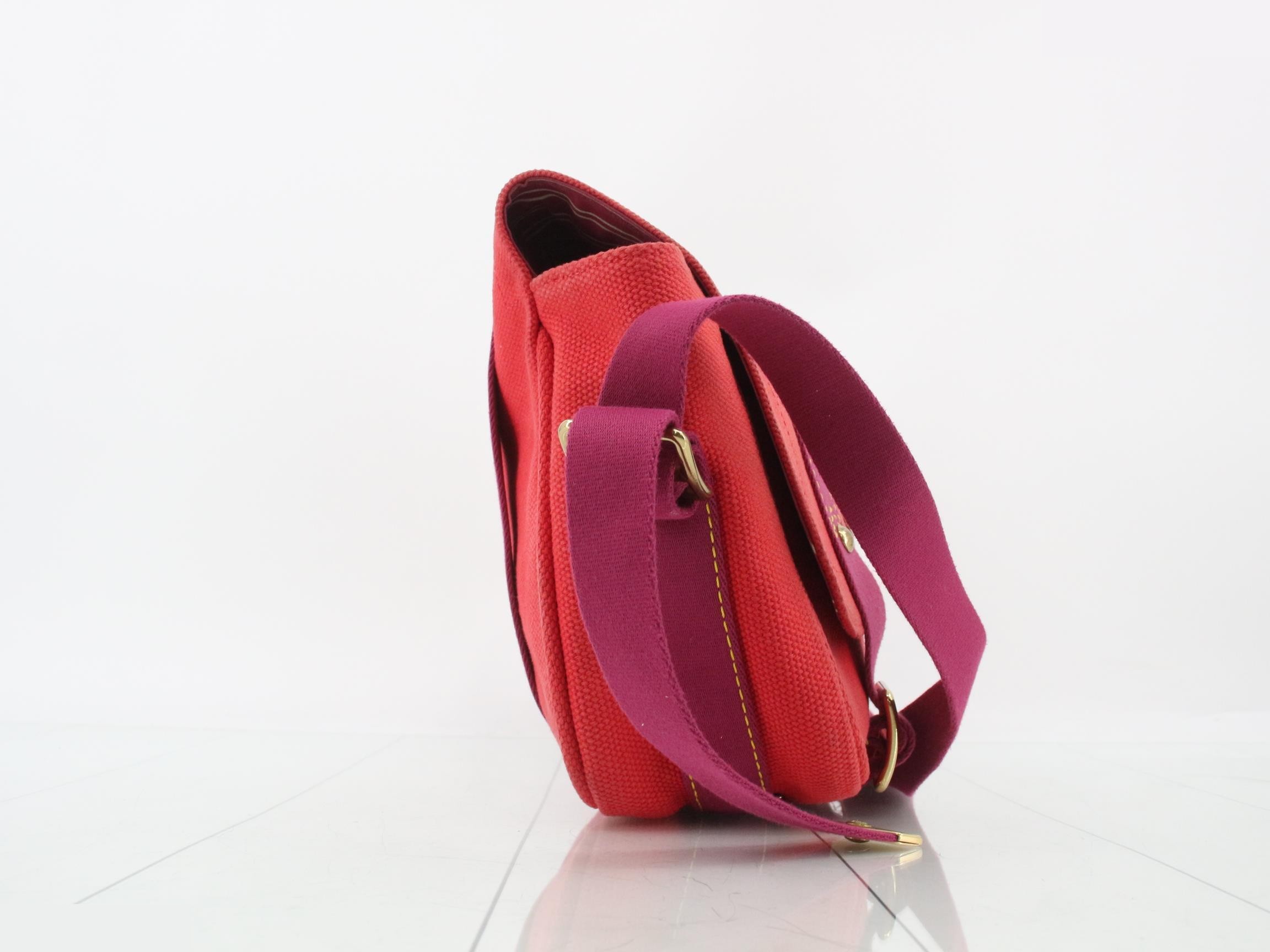 Antigua Buzas Shoulder Bag — view 4