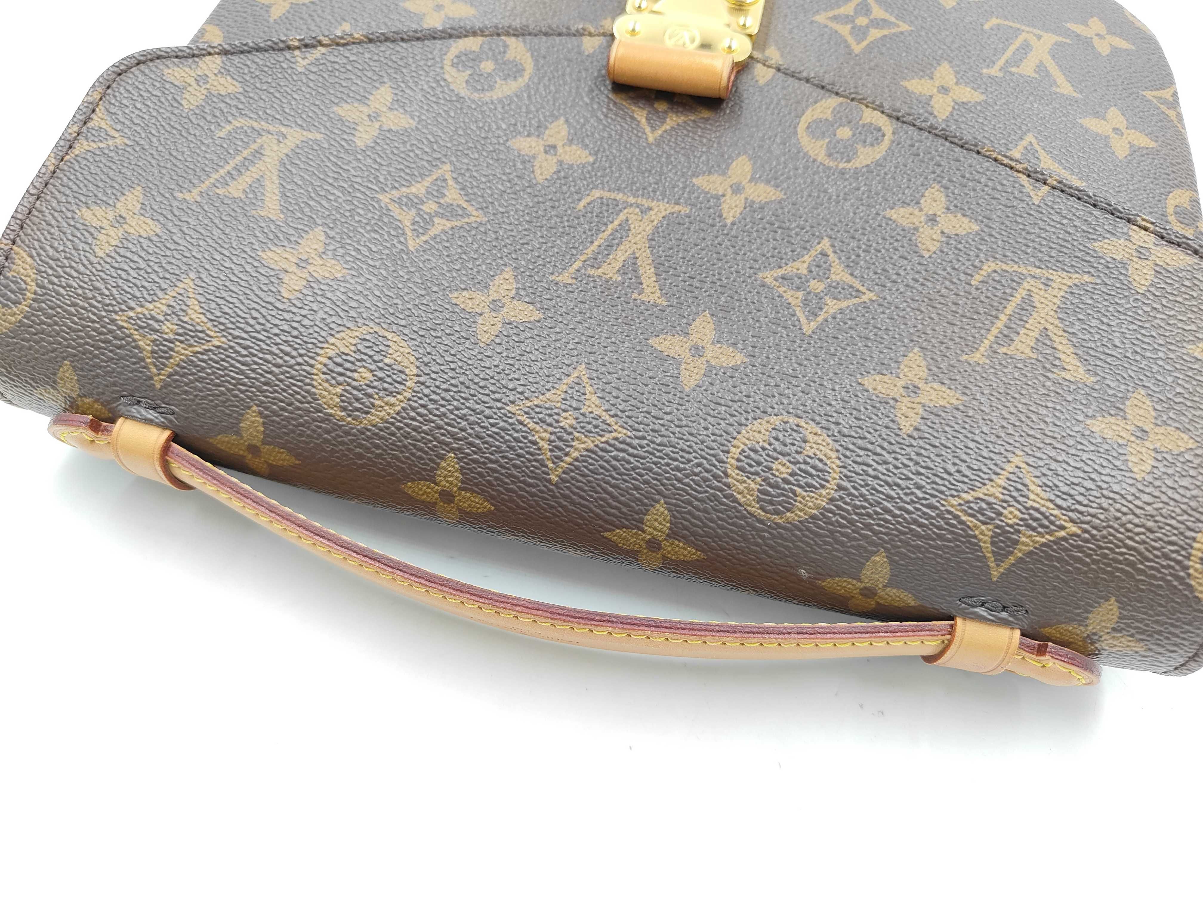 LV Shoulder Bag PM26070309 Shoulder Bag — view 3