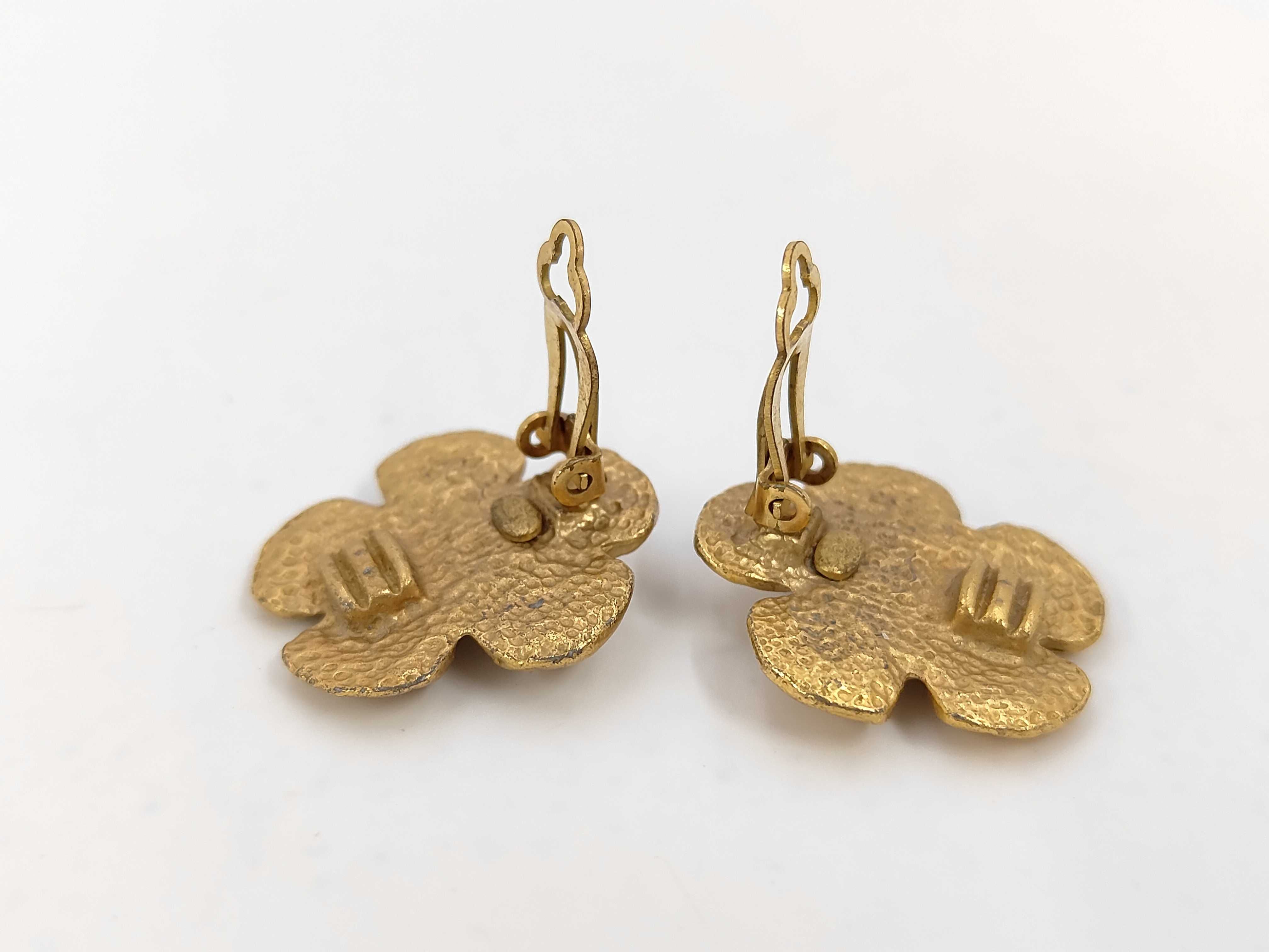 earrings — view 3