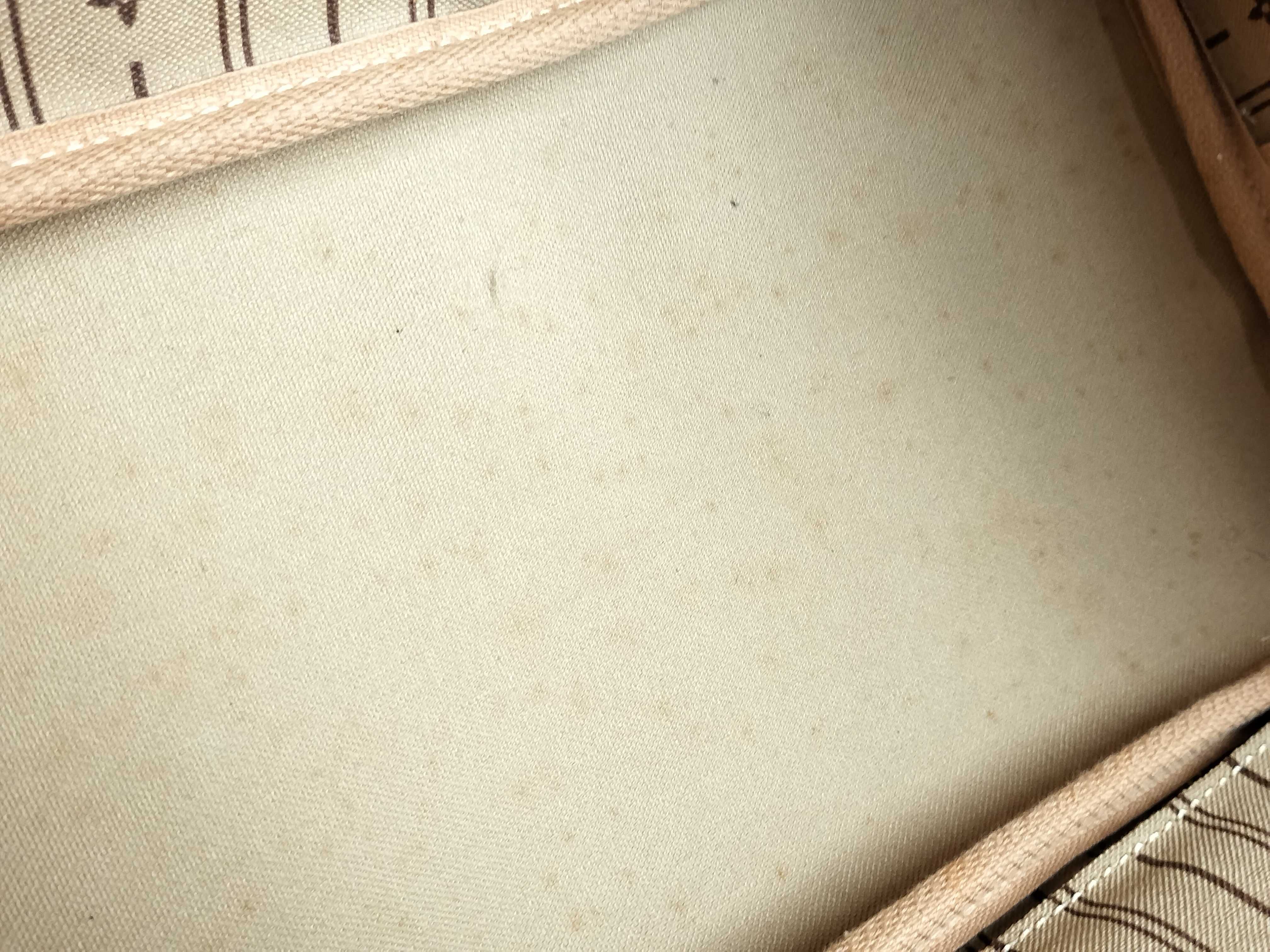 Monogram LV Monogram Neverfull MM Tote Bag — view 14