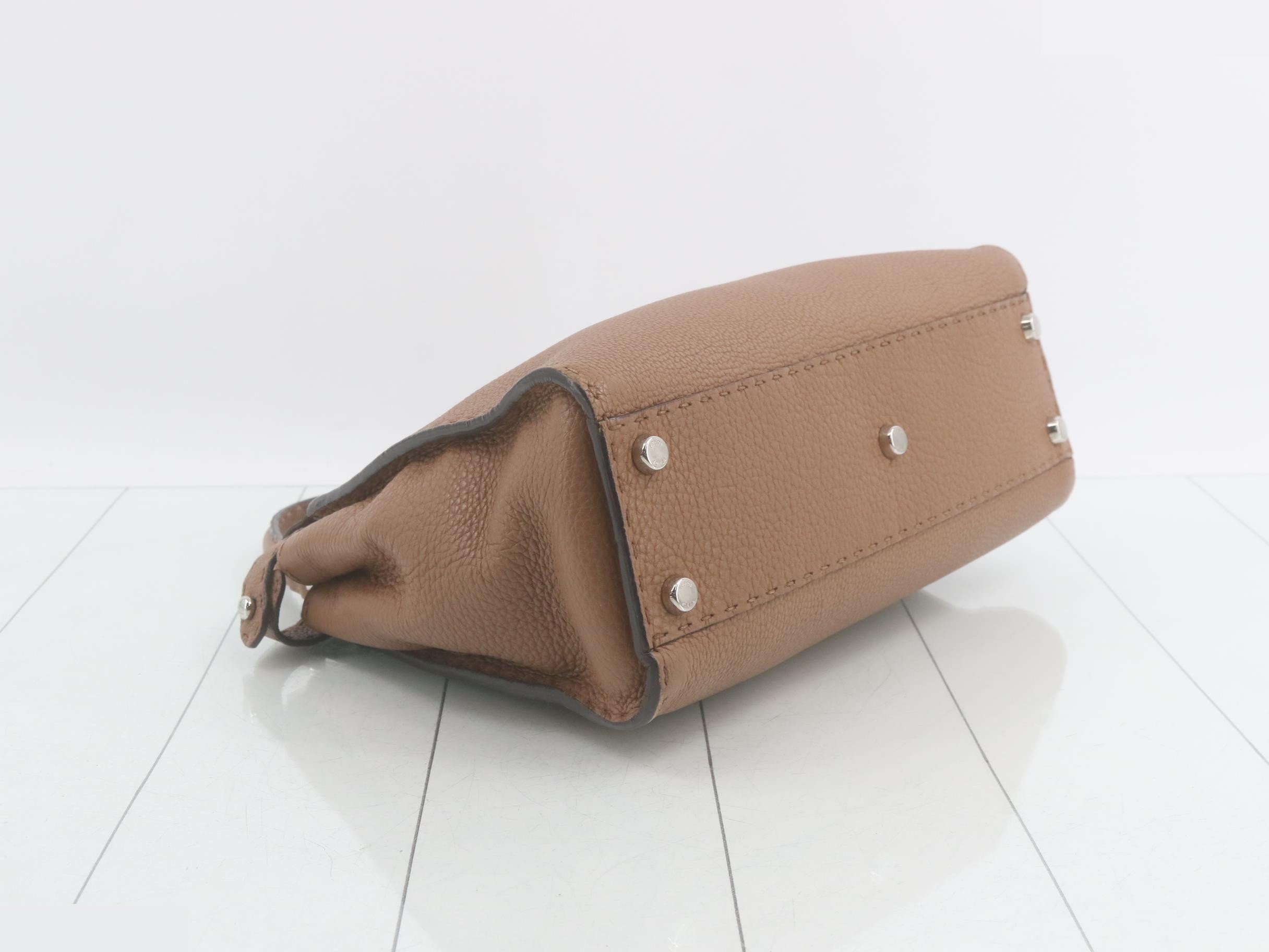 Peekaboo Shoulder Bag, Leather, Brown — view 5