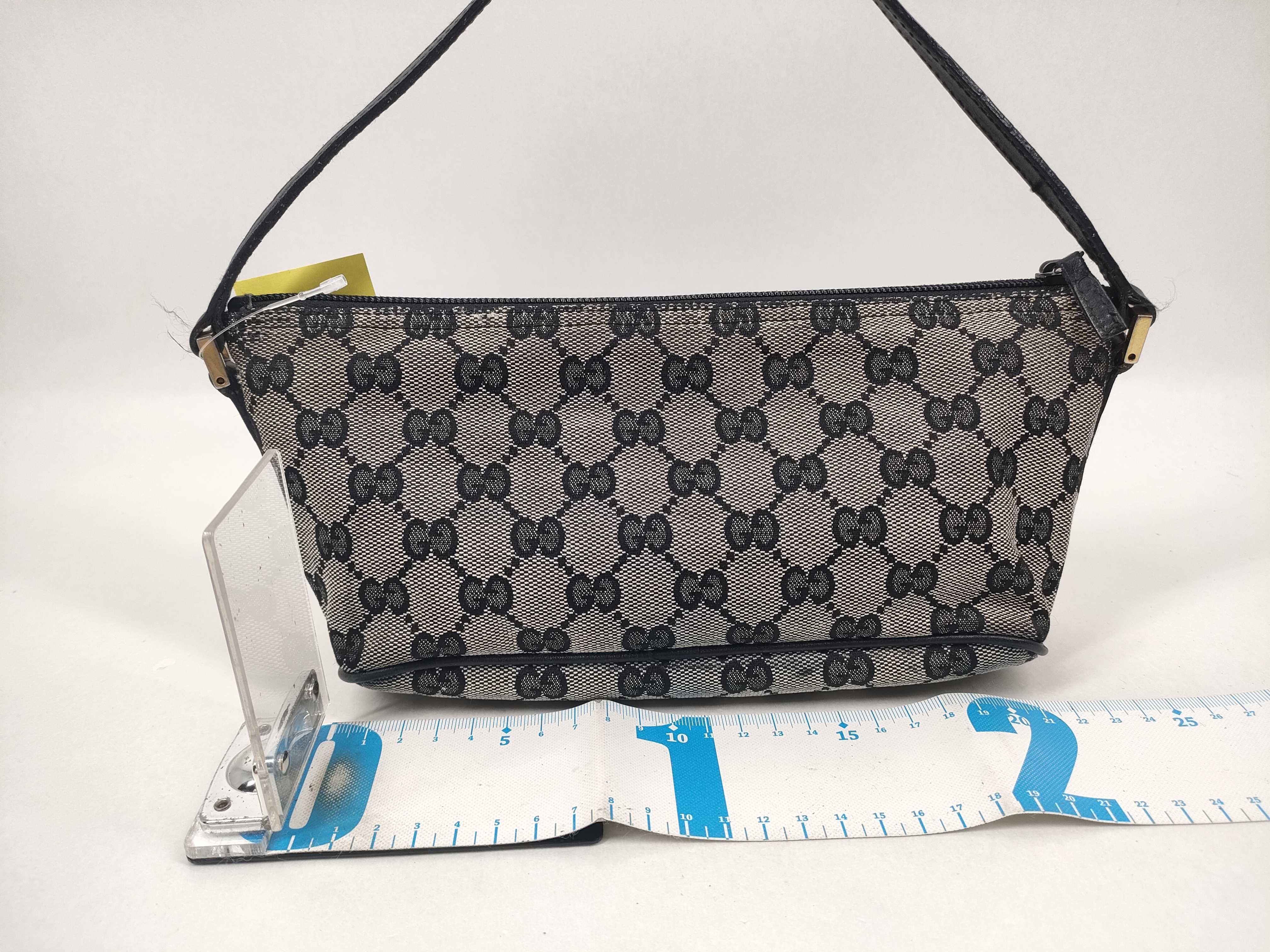 GG Canvas 039.1103.2123 Banana Pouch — view 2