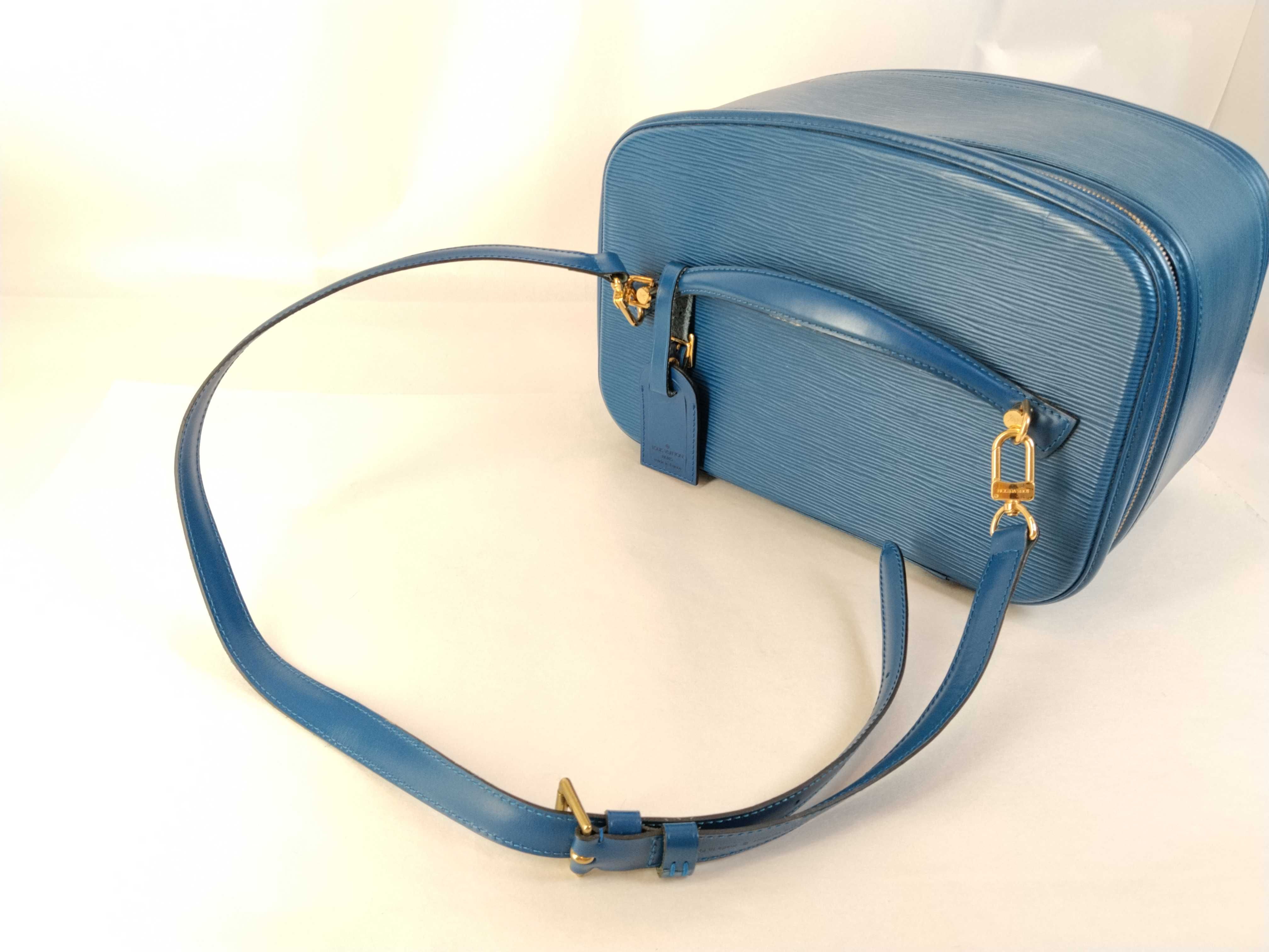 Epi Nice M48015 Blue Vanity Bag with Stitching Label — view 3