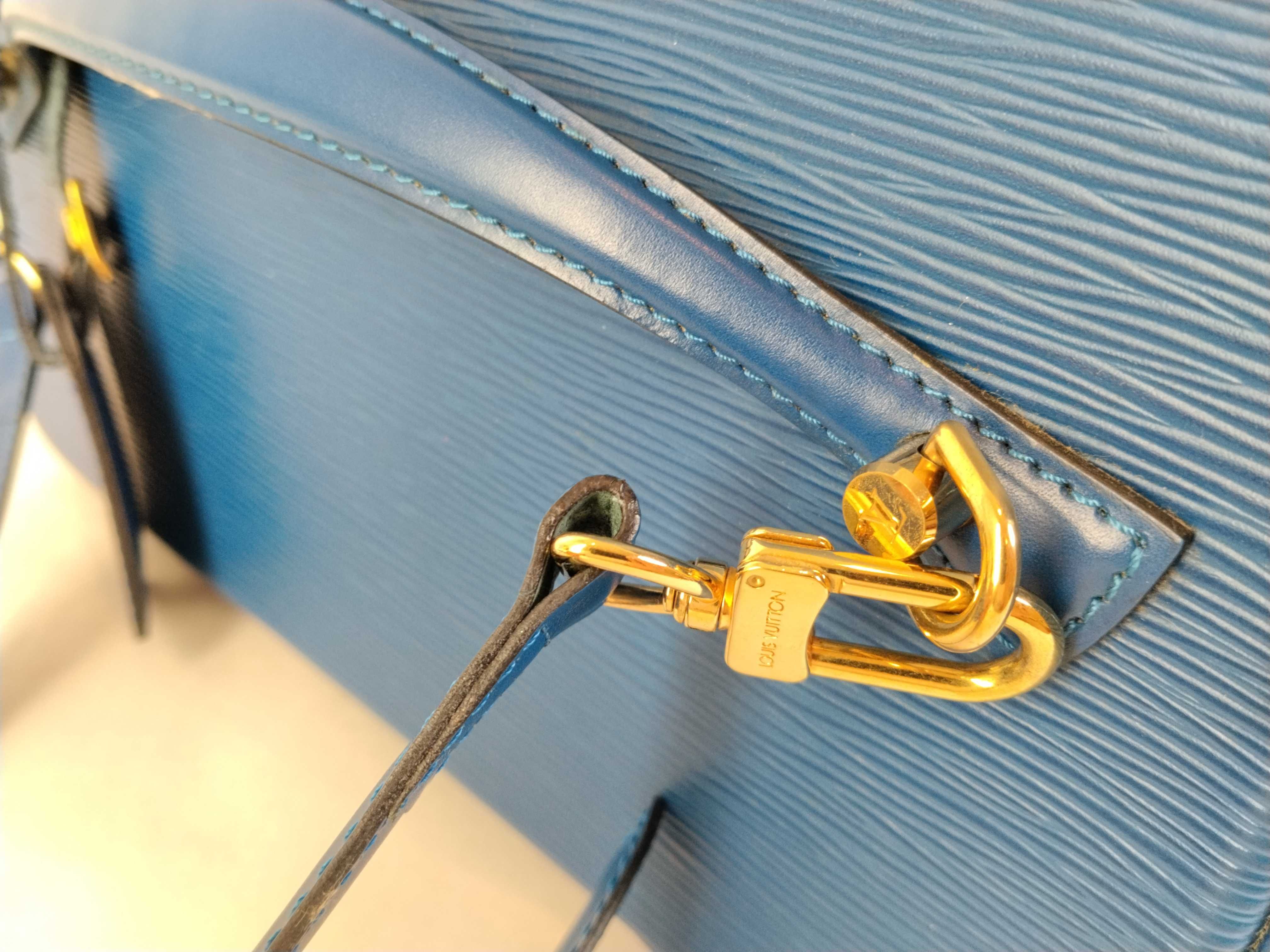 Epi Nice M48015 Blue Vanity Bag with Stitching Label — view 6