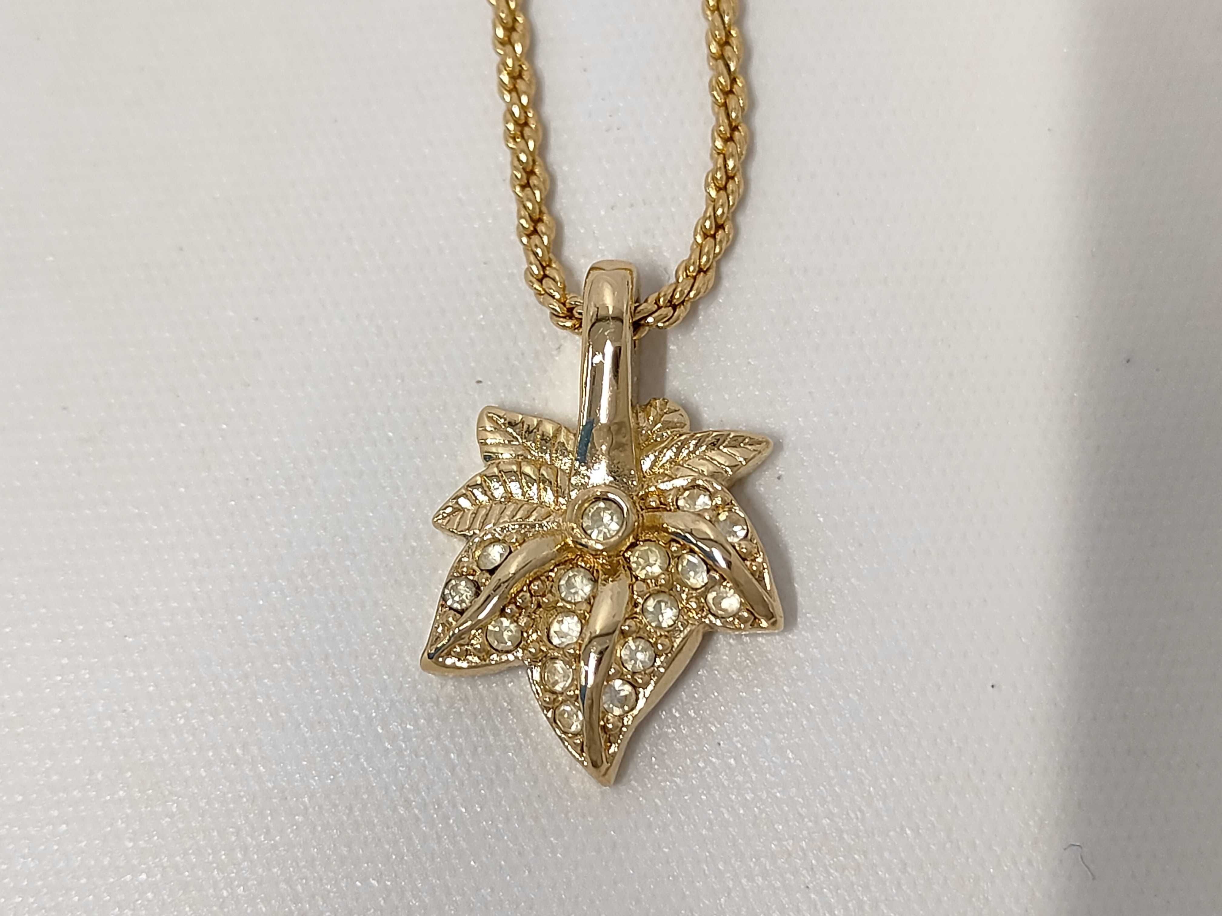 Christian / Necklace / GP Necklace