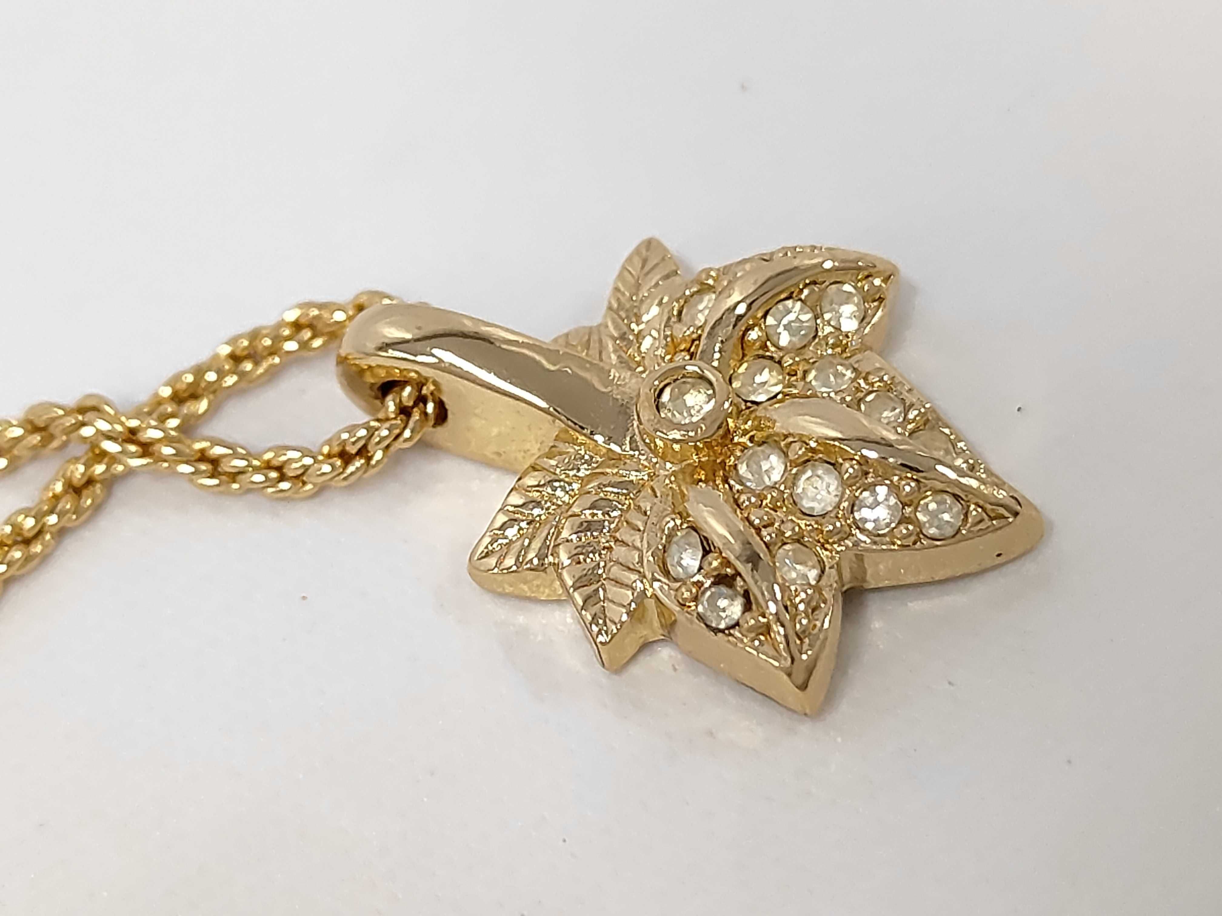 Christian / Necklace / GP Necklace — view 7