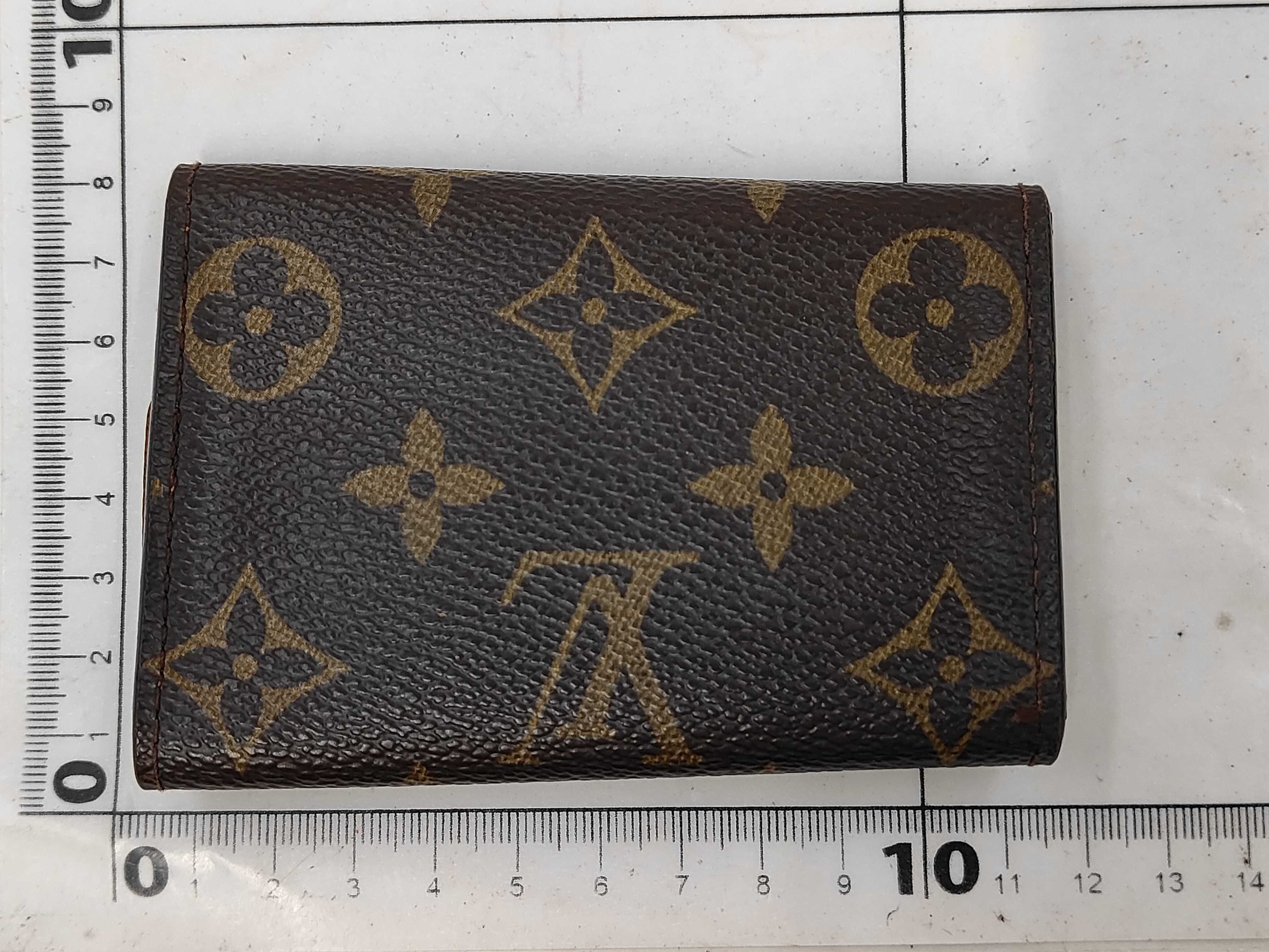 Monogram / Monogram / Multicles 6 / M62630 / Key Case / PVC Key Case & Key Holder — view 2