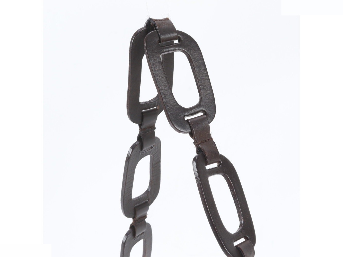Leather chain shoulder bag, crossbody bag. — view 2