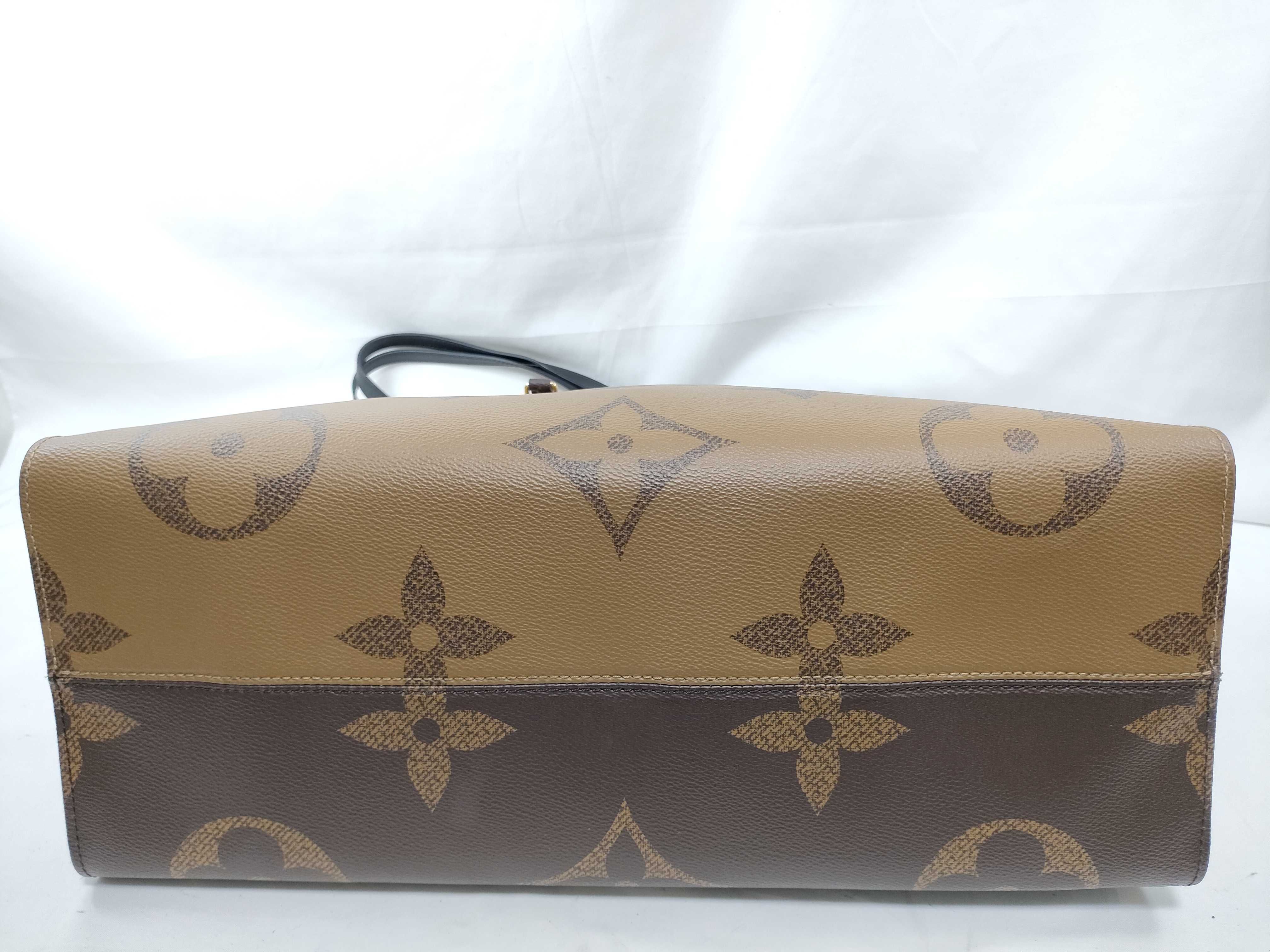 Monogram Louis Vuitton Onzago-GM Tote Bag — view 5